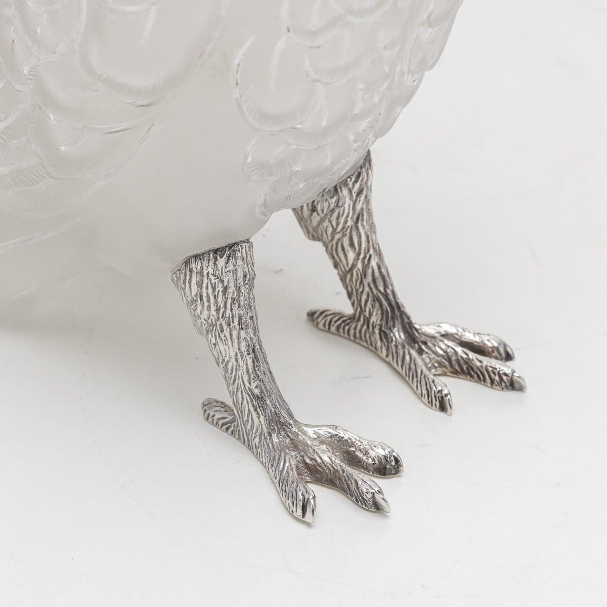 19th Century Victorian Cockatoo Solid Silver & Glass Claret Jug, London c.1881 11