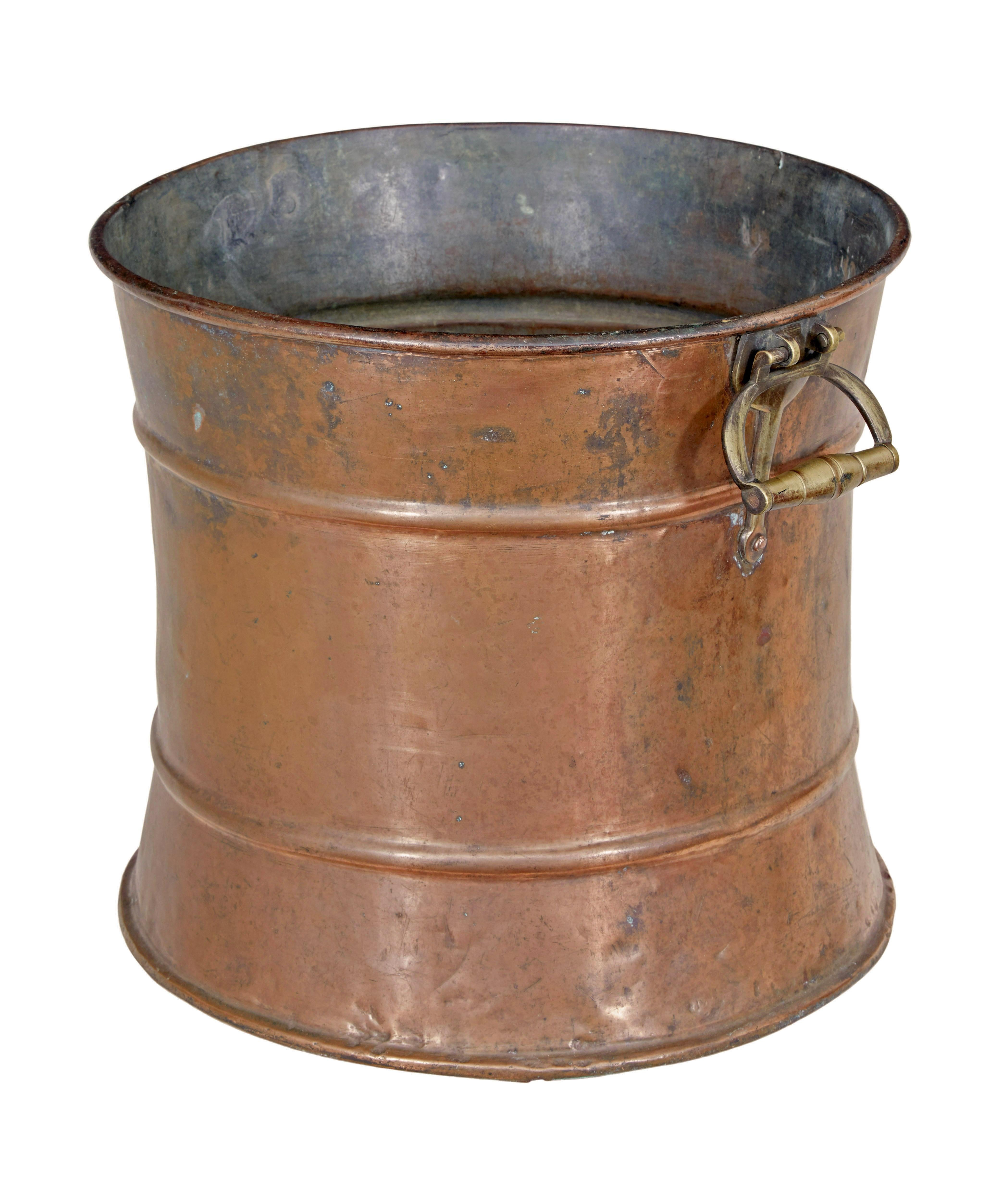 19th century Victorian copper and brass bin Victoriano en venta