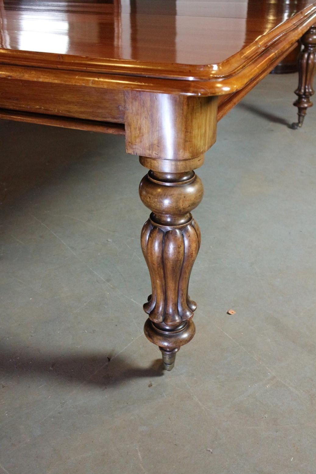 dining table victorian design