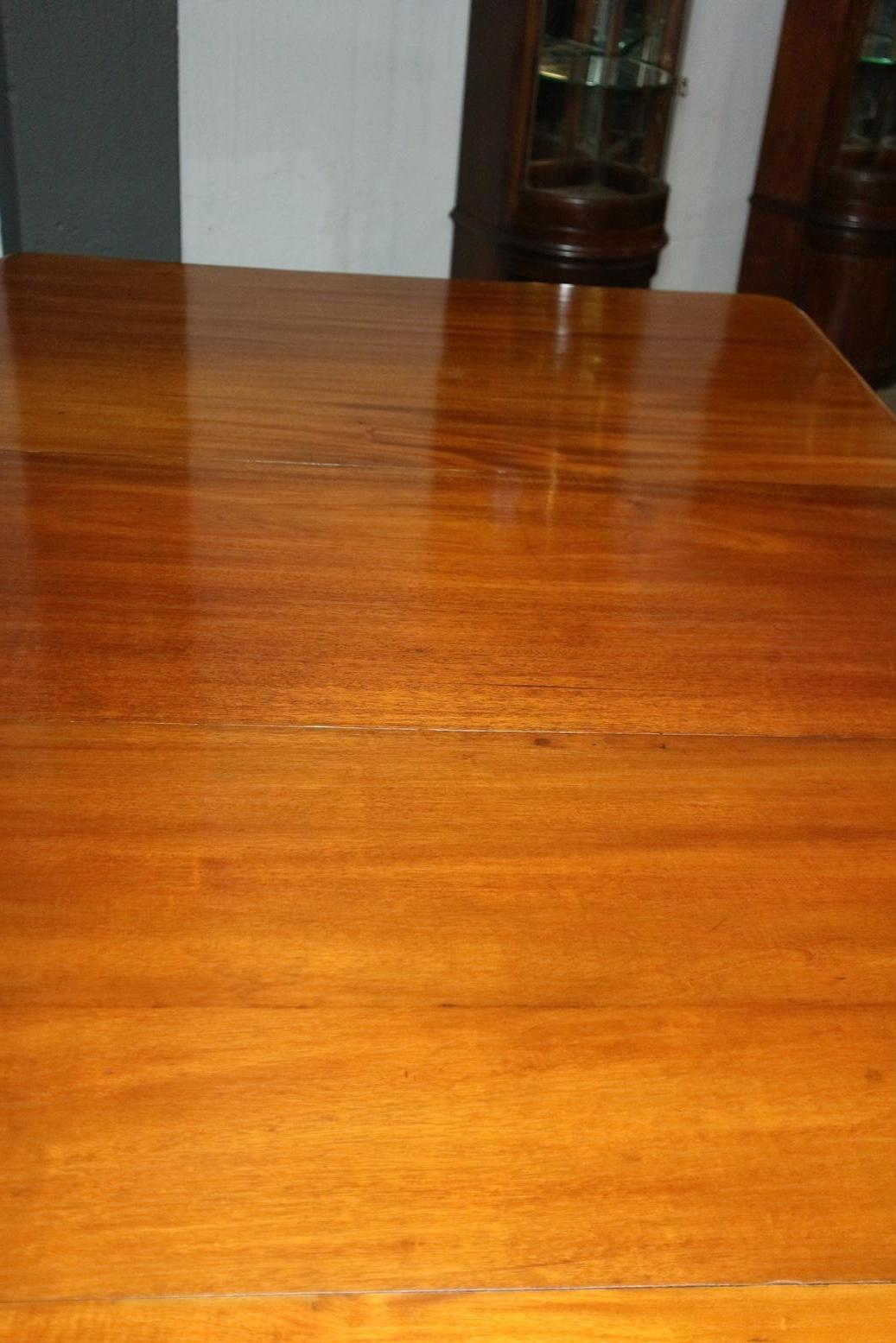 Mid-19th Century 19th Century Victorian Dining Room Table