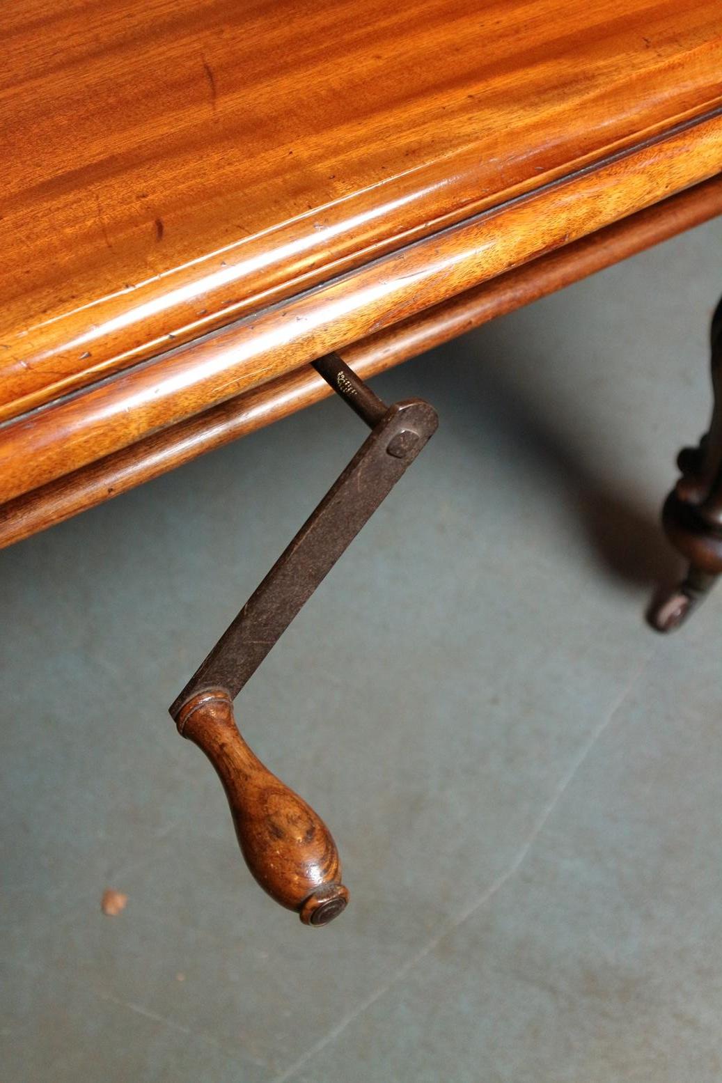 Mahogany 19th Century Victorian Dining Room Table