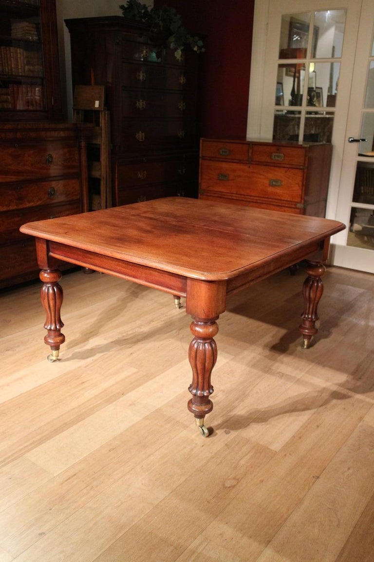 19th Century Victorian Dining Table For Sale at 1stDibs