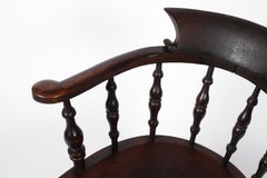 Sedia da capitano inglese vittoriana del XIX secolo con schienale ad arco