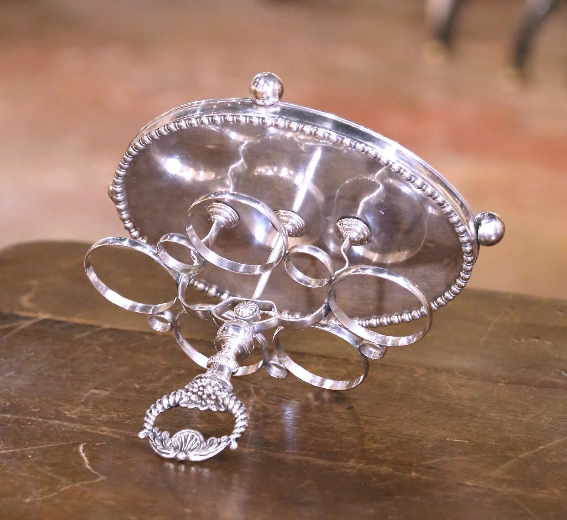 Ensemble de burettes anglaise victorienne du 19ème siècle en argent et cristal en vente 6