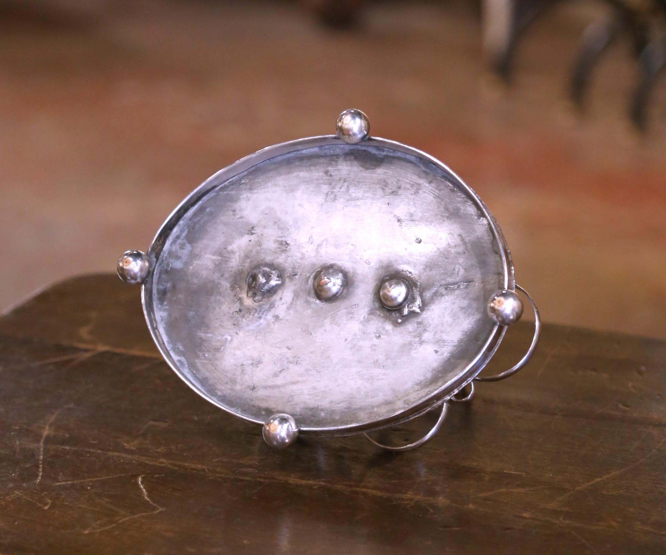 Ensemble de burettes anglaise victorienne du 19ème siècle en argent et cristal en vente 7
