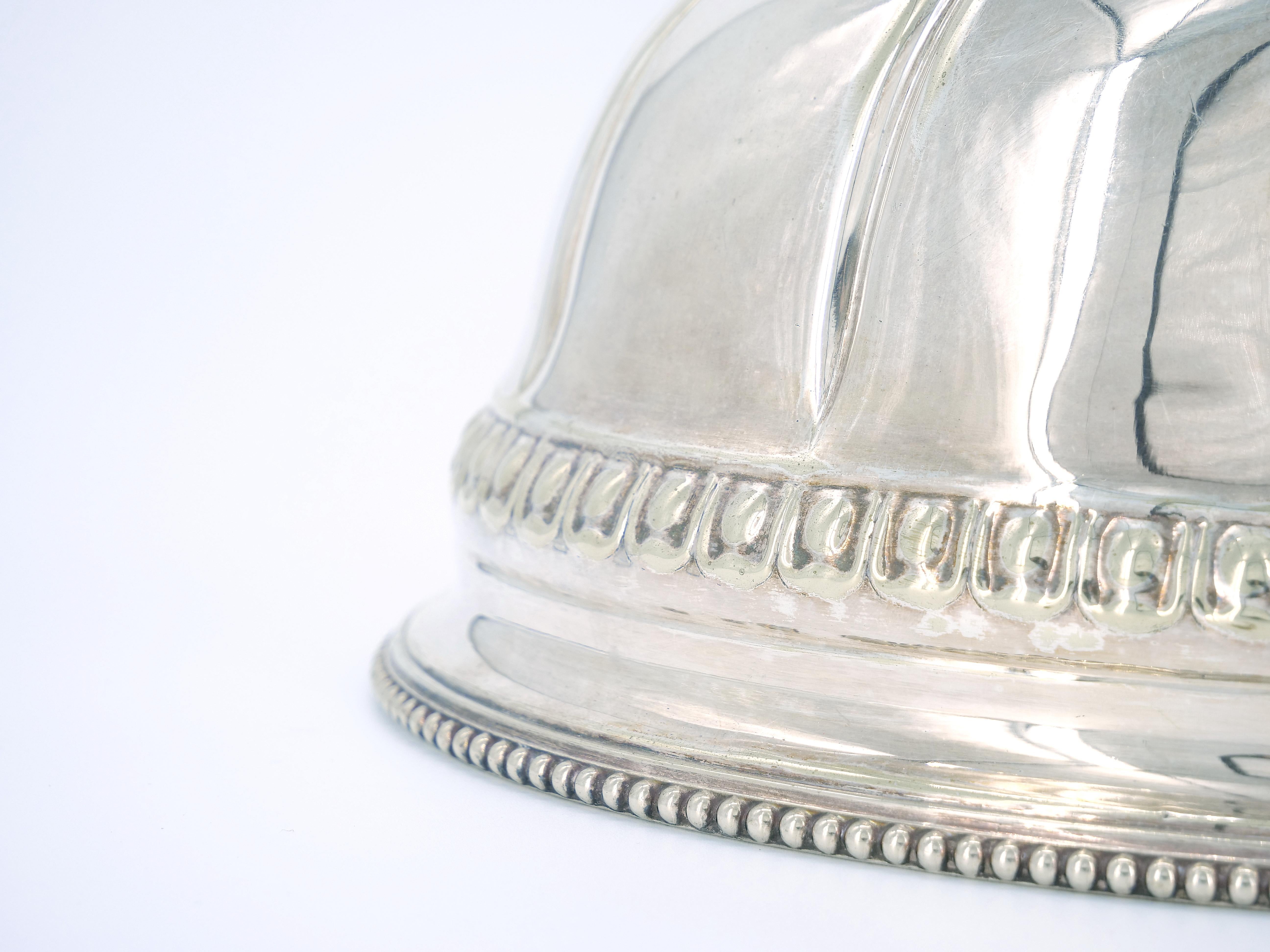 Dome en métal argenté pour viande victorien anglais du 19ème siècle en vente 2