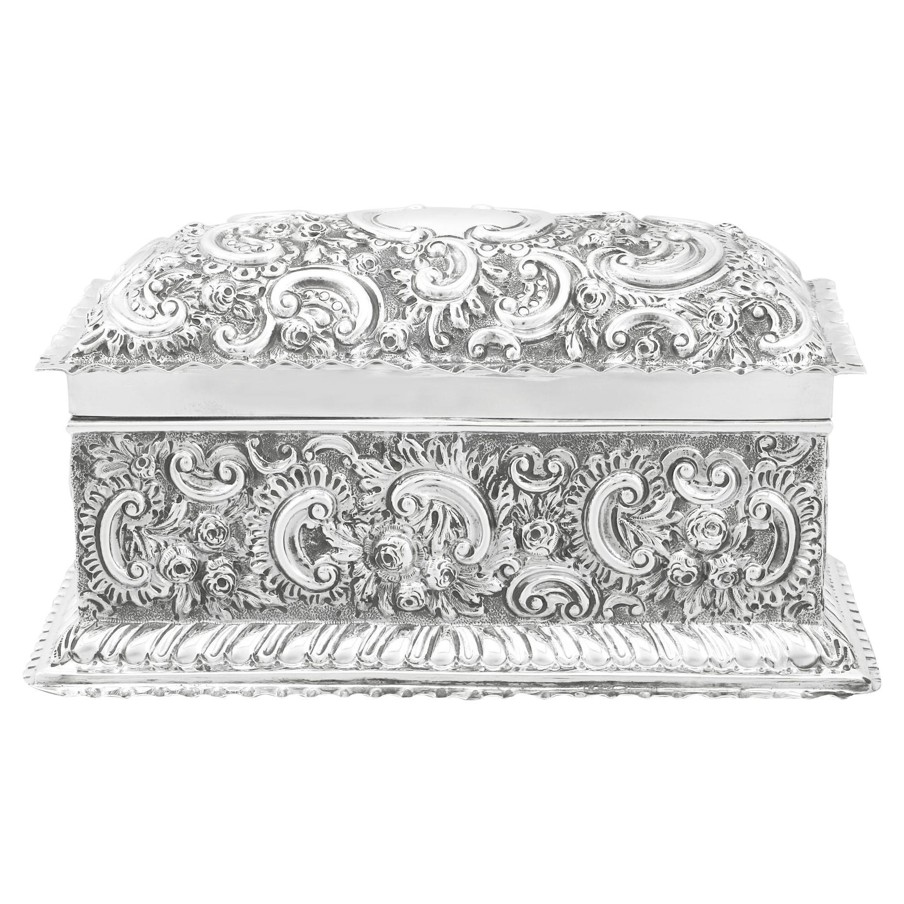 Jewelry Boxes Home & Living Julius Wirth? 1900s blue and purple velvet ...