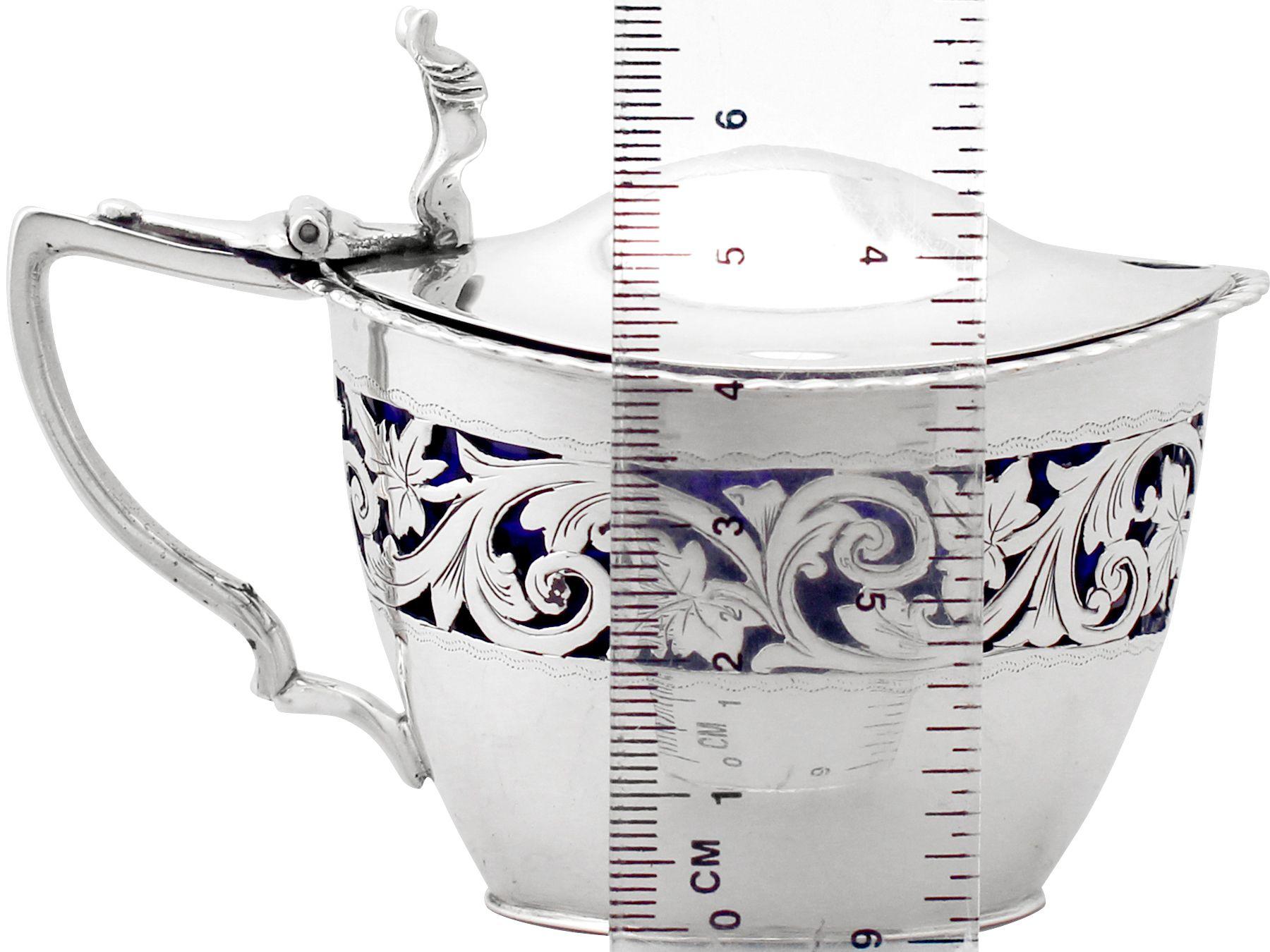 19th Century Victorian English Sterling Silver Mustard Pot, 1896 For Sale 8