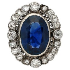 Antique 19th Century Victorian-Era 15 Carat Burma Oval-Cut Sapphire and Diamond Ring