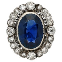 19th Century Victorian-Era 15 Carat Burma Oval-Cut Sapphire and Diamond Ring