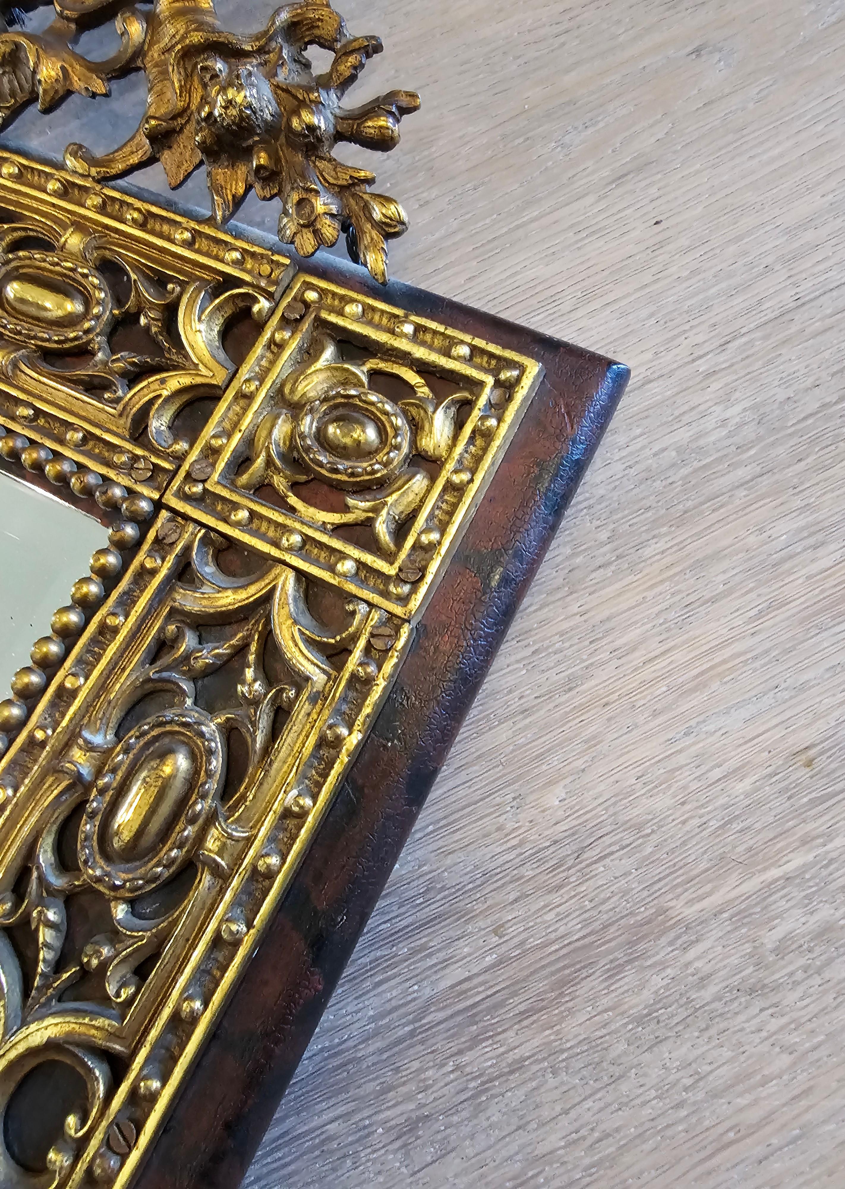 Lampada da parete con specchio montato in bronzo dorato del XIX secolo in vendita 4