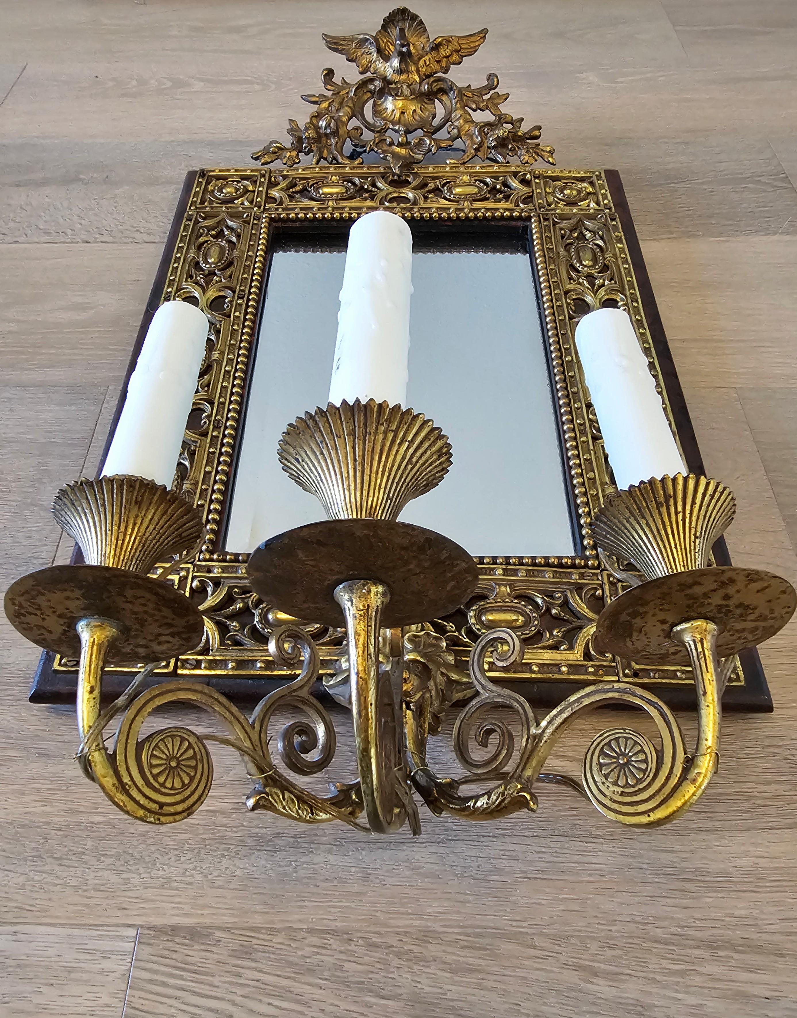 Lampada da parete con specchio montato in bronzo dorato del XIX secolo in vendita 6
