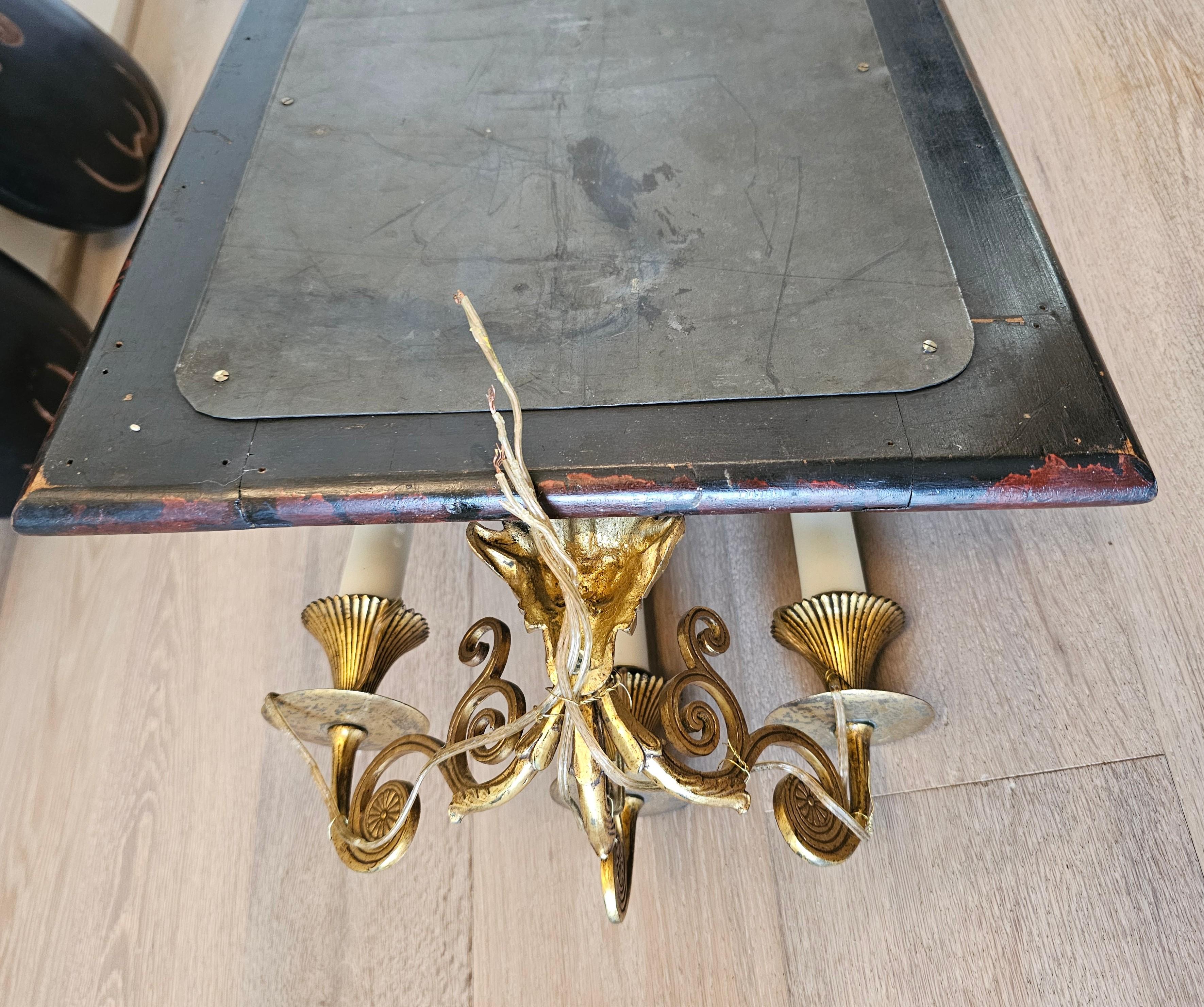 Lampada da parete con specchio montato in bronzo dorato del XIX secolo in vendita 11
