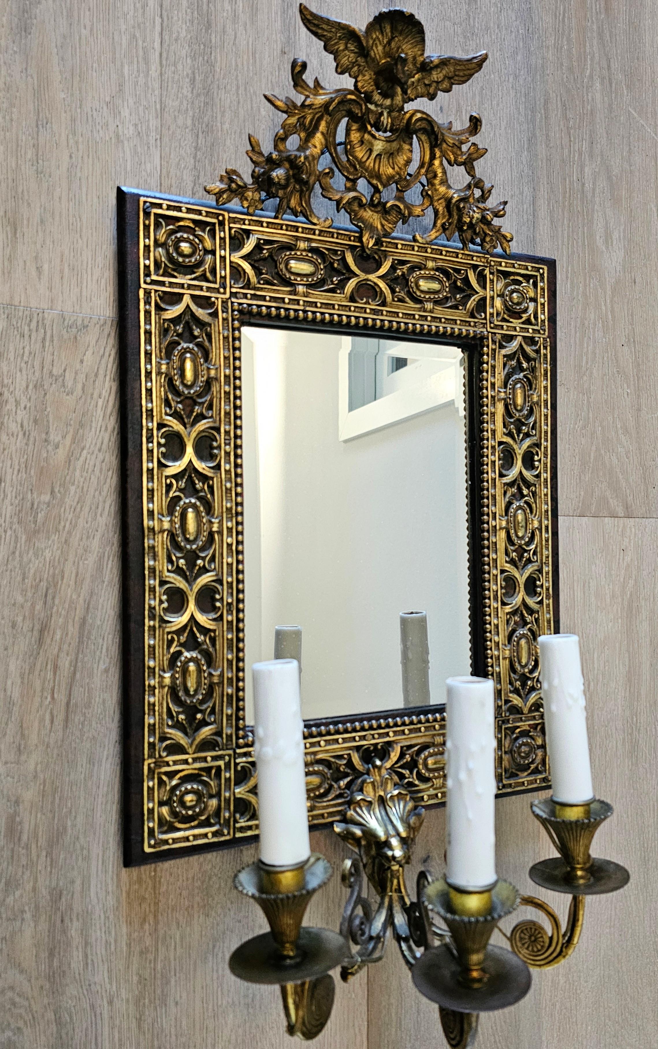 Lampada da parete con specchio montato in bronzo dorato del XIX secolo in vendita 1