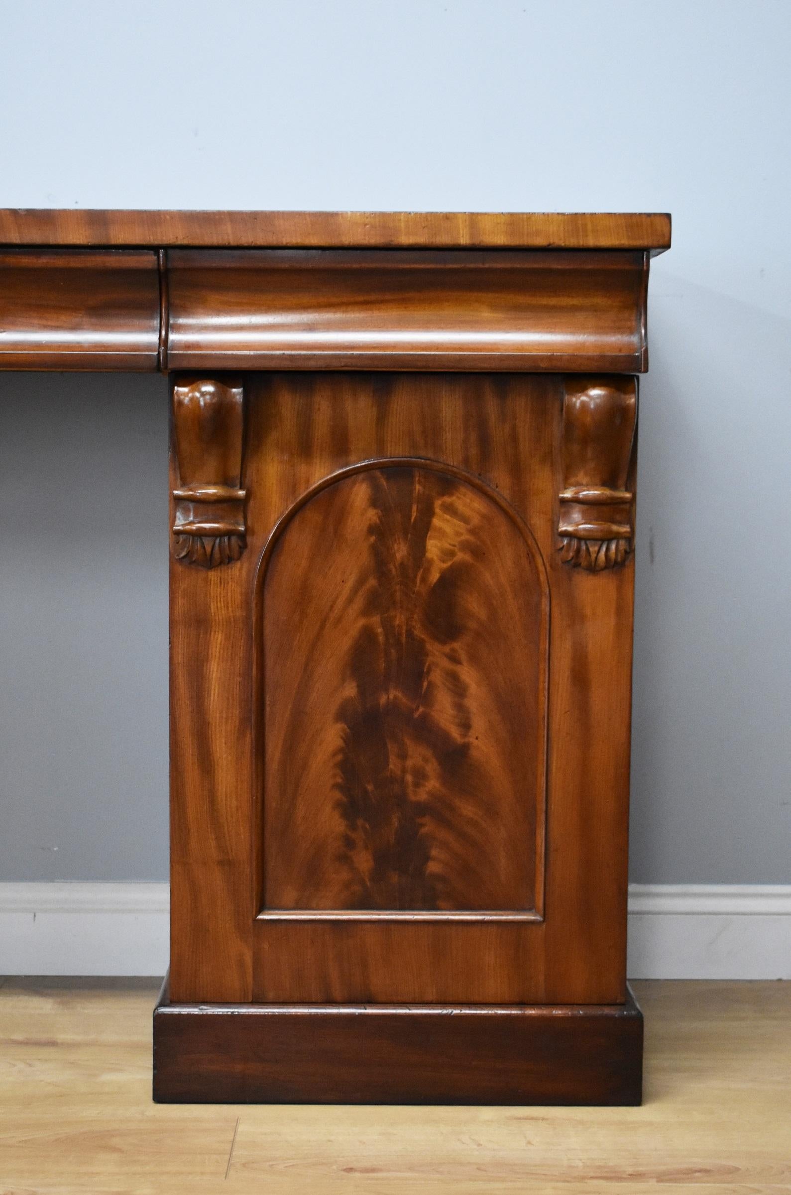 English 19th Century Victorian Flame Mahogany Pedestal Sideboard