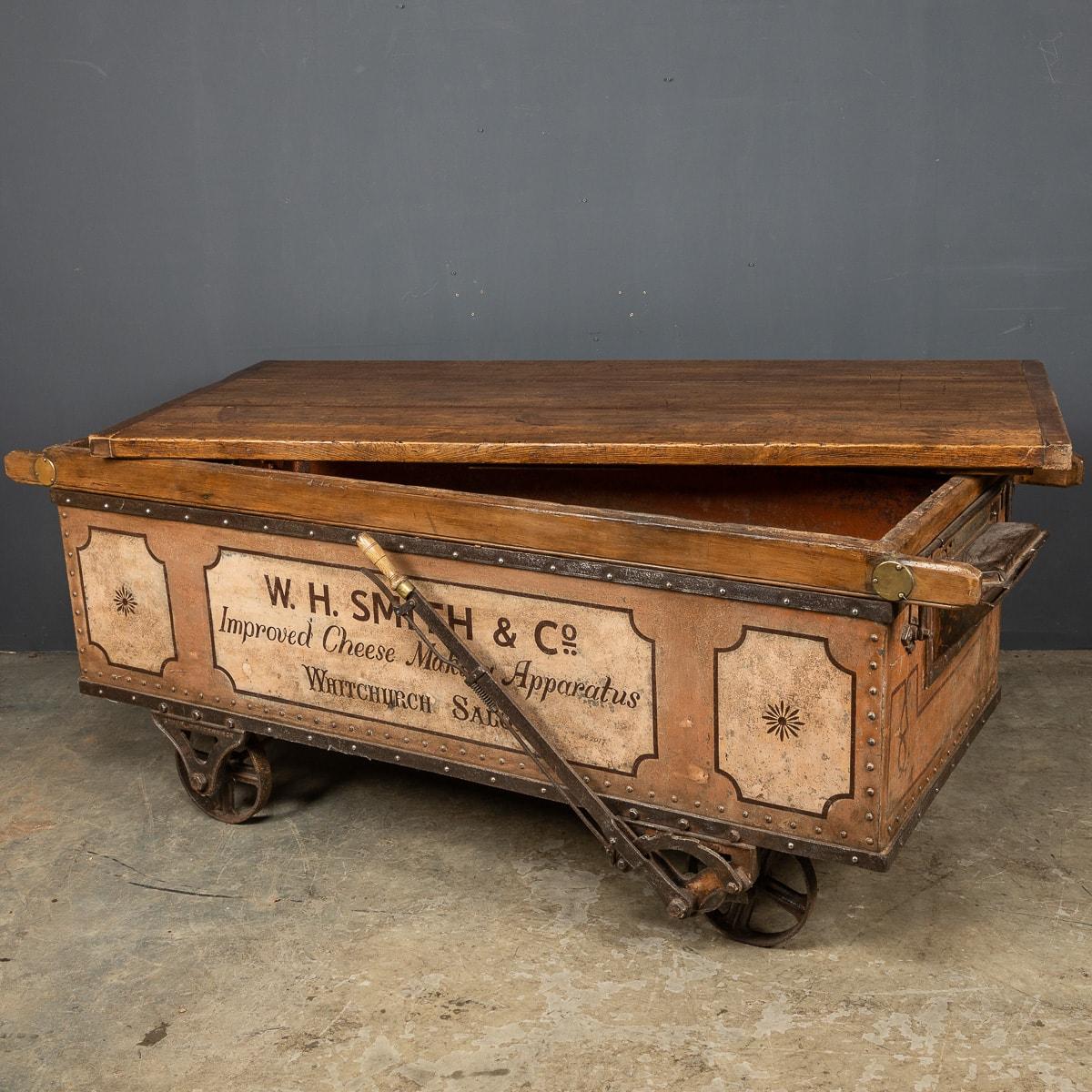 19th Century Victorian Freight Carriage with Oak Top, circa.1880 In Good Condition For Sale In Royal Tunbridge Wells, Kent
