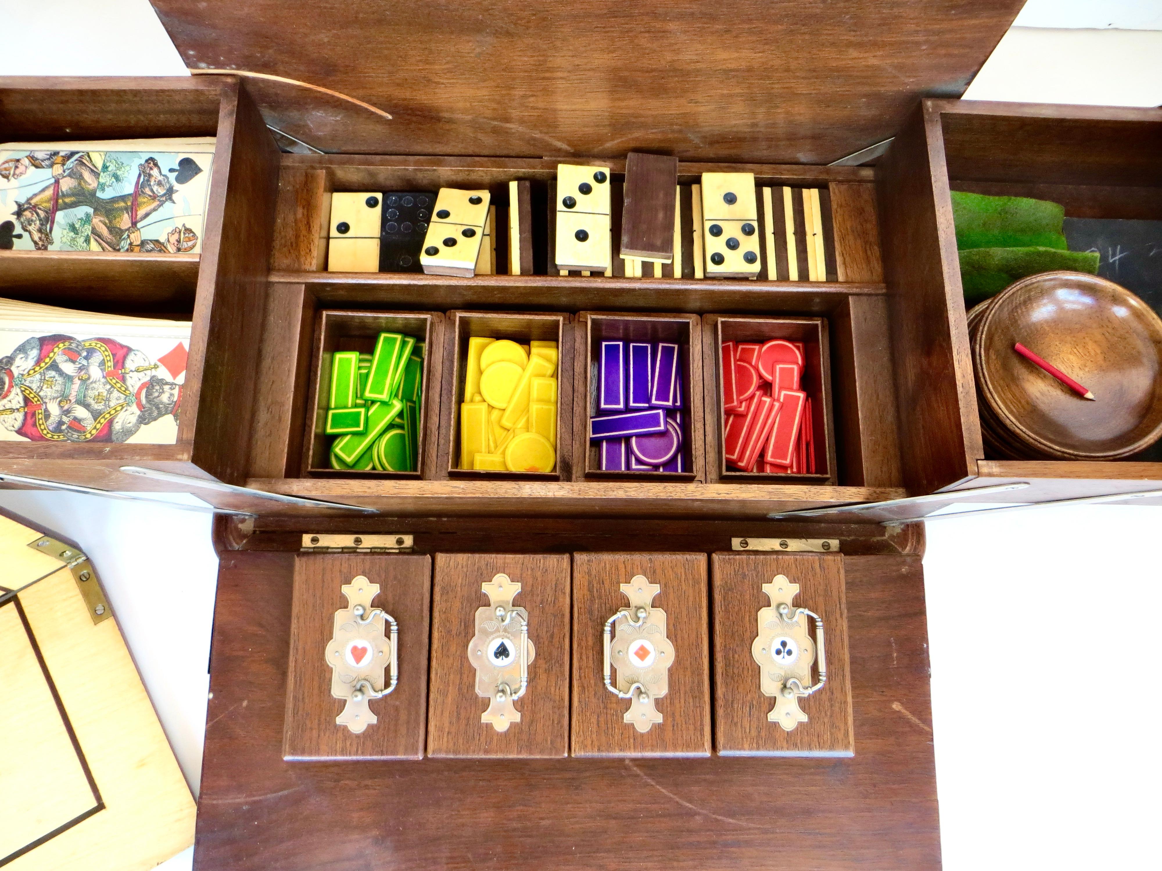 English 19th Century Victorian Games Box Compendium, England, Circa 1895 For Sale