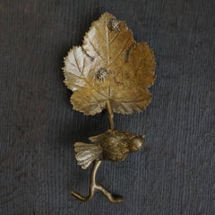 19th Century Victorian Gilt Bronze Leaf Trinket Dish with Sparrow and Beetles