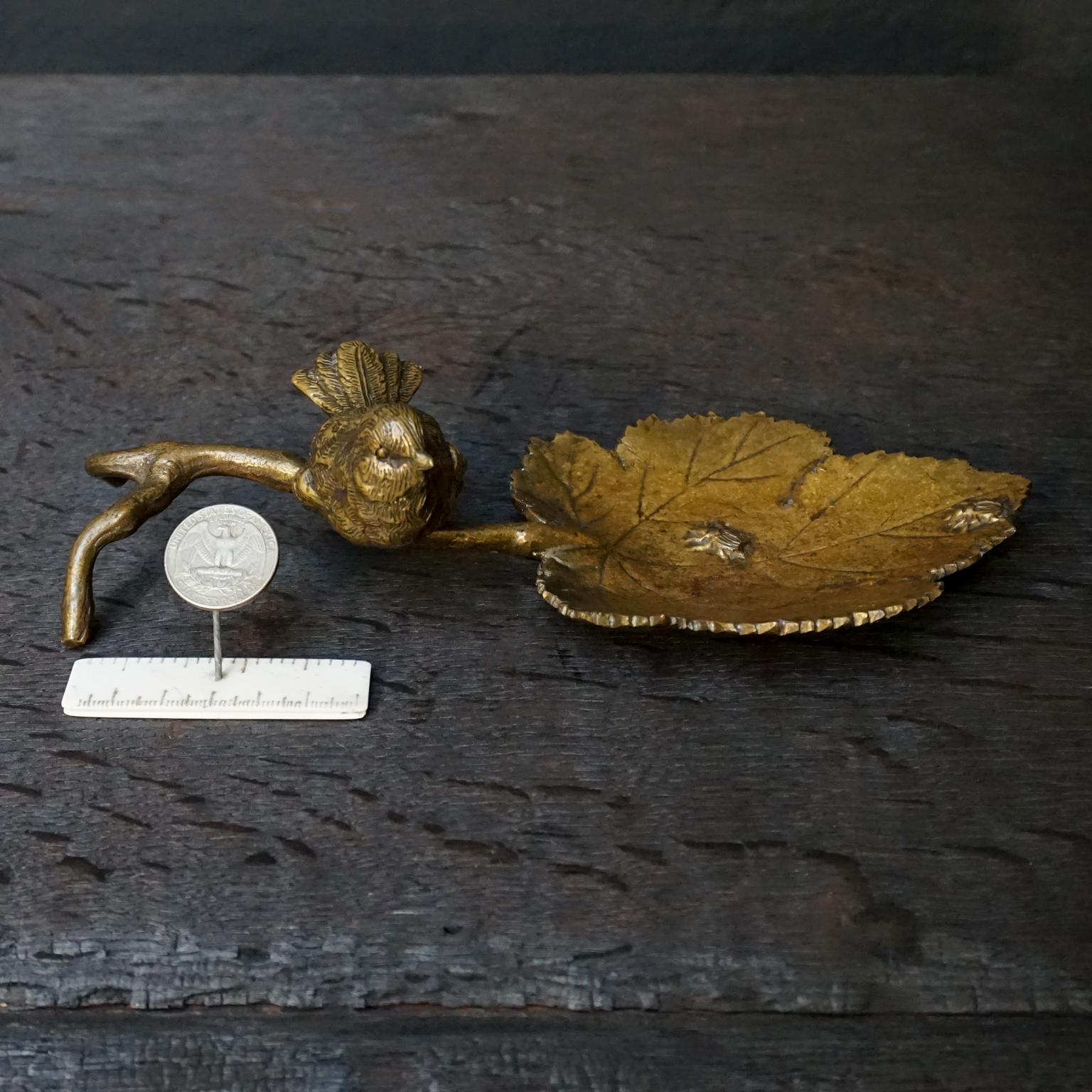 Late Victorian 19th Century Victorian Gilt Bronze Leaf Trinket Dish with Sparrow and Beetles For Sale