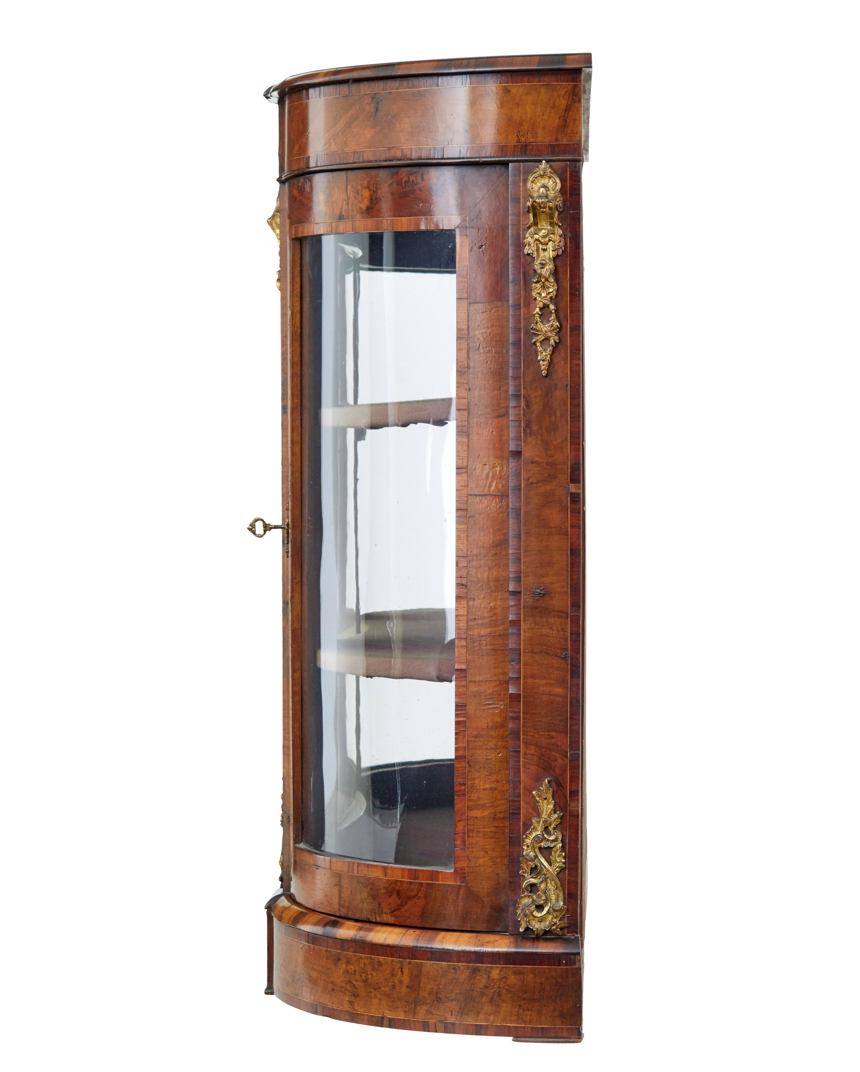 English 19th century Victorian glazed walnut sideboard For Sale