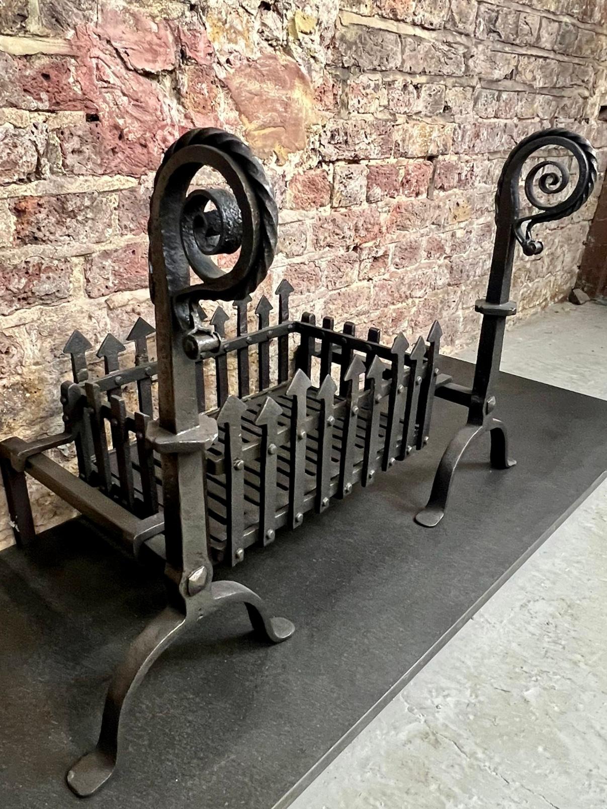 19th Century Victorian Gothic Fireplace Grate For Sale 4