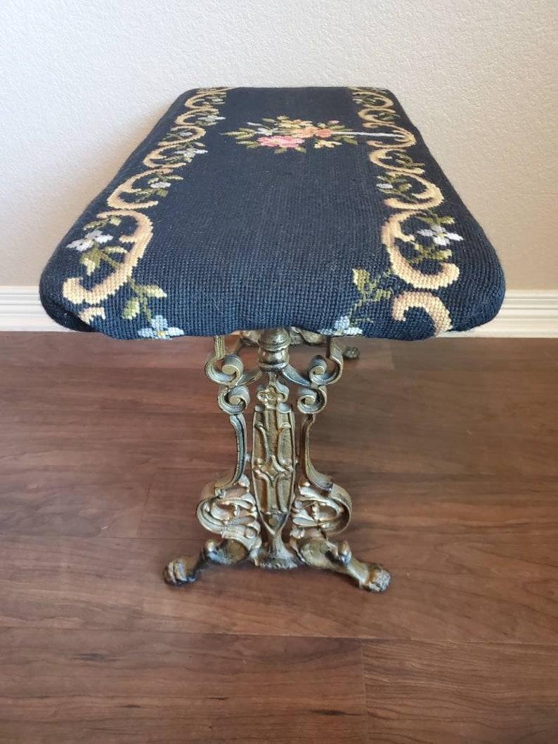19th Century Victorian Gothic Vanity Bench In Good Condition In Forney, TX