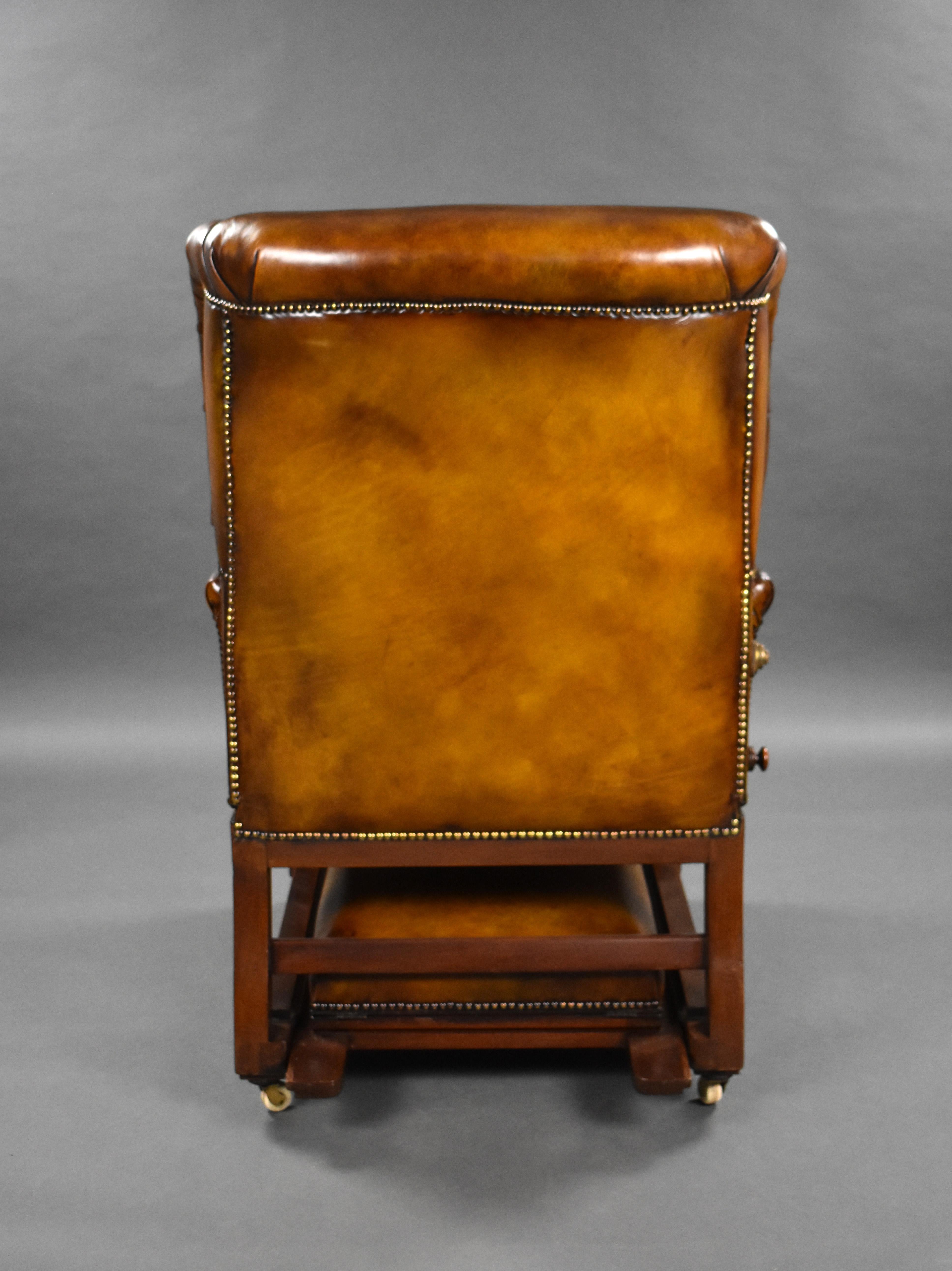 Viktorianischer handgefärbter Ledersessel aus dem 19. Jahrhundert von Foota Lackleder-Liegestühle im Angebot 11