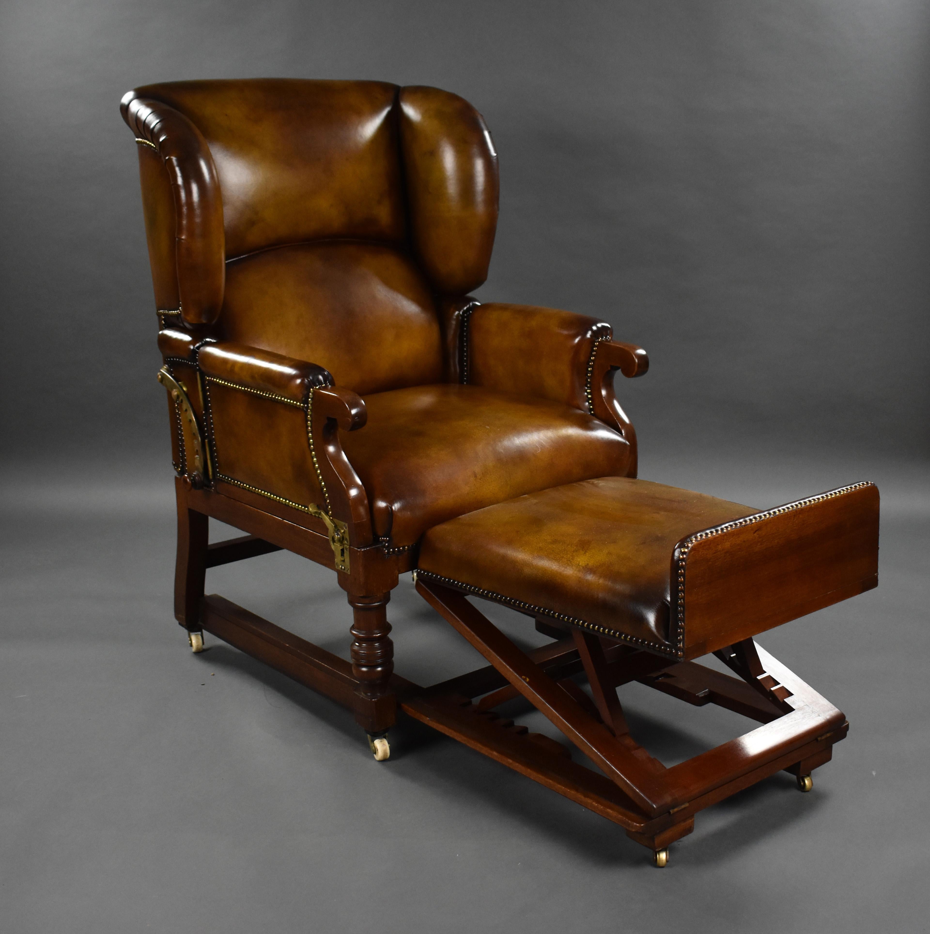 Chaise inclinable victorienne du 19ème siècle en cuir teint à la main par Foota Patent Chairs Bon état - En vente à Chelmsford, Essex