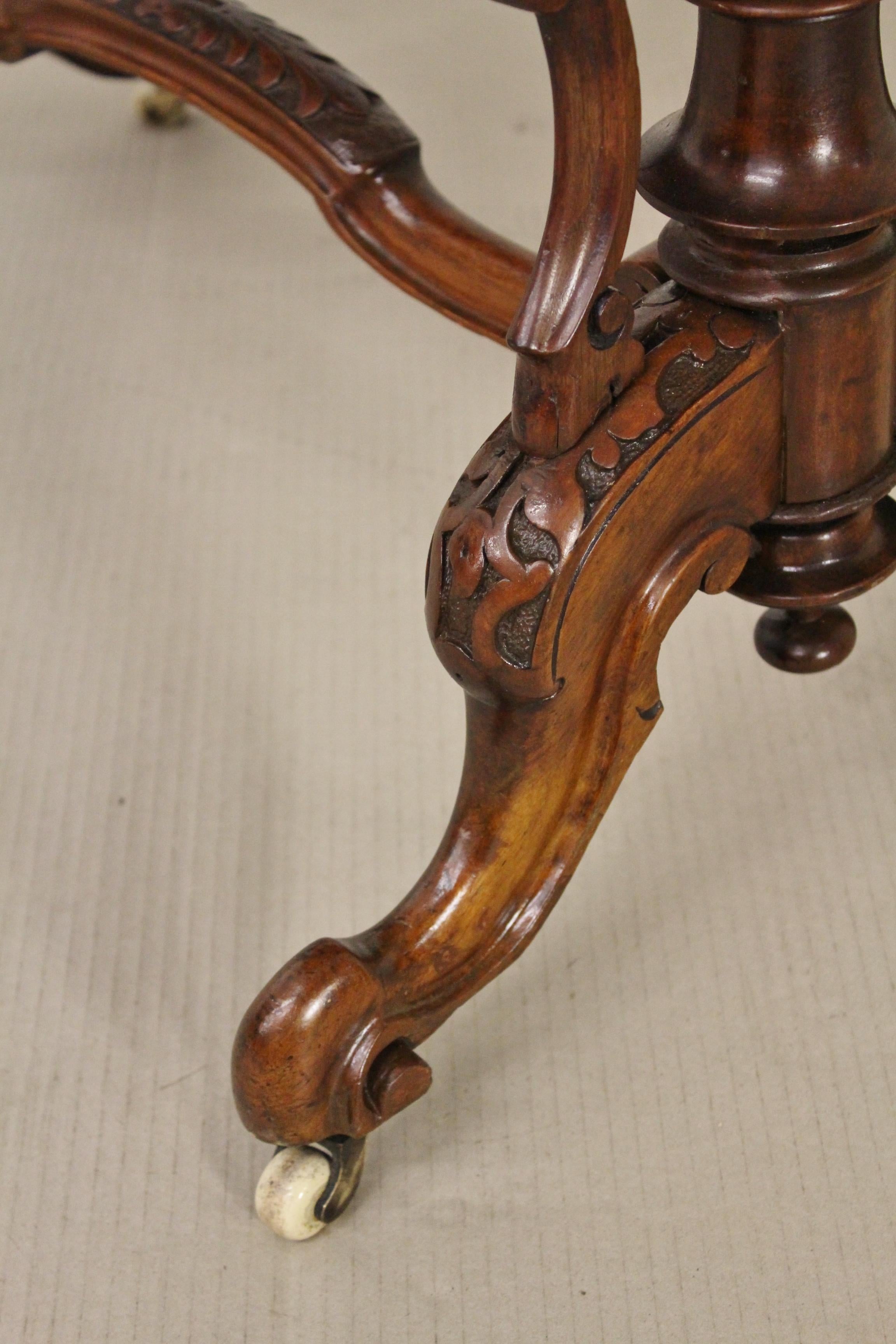 19th Century Victorian Inlaid Burr Walnut Sewing Table For Sale 7