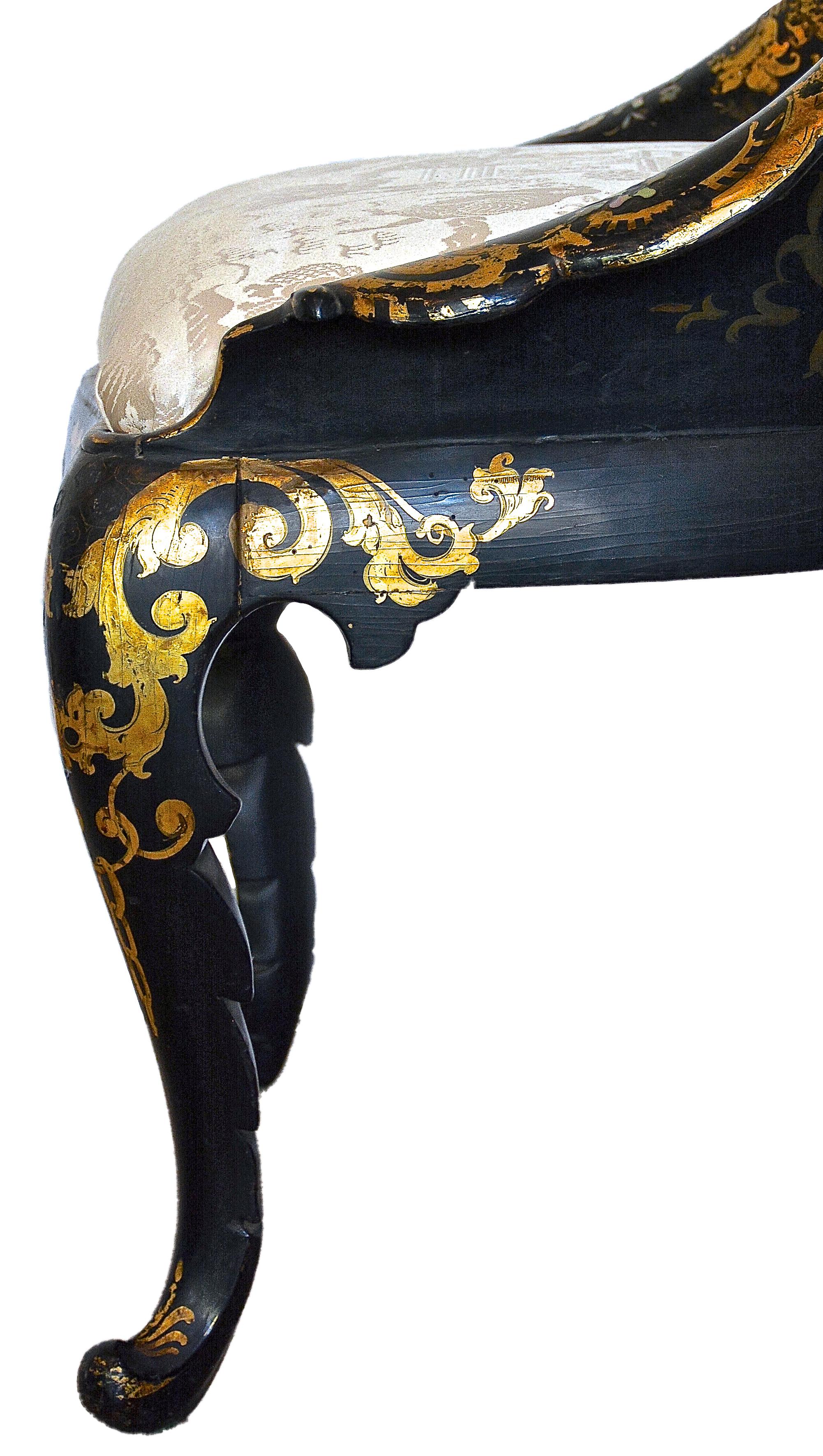 Chaise victorienne du 19ème siècle en nacre incrustée et papier mâché doré en vente 2