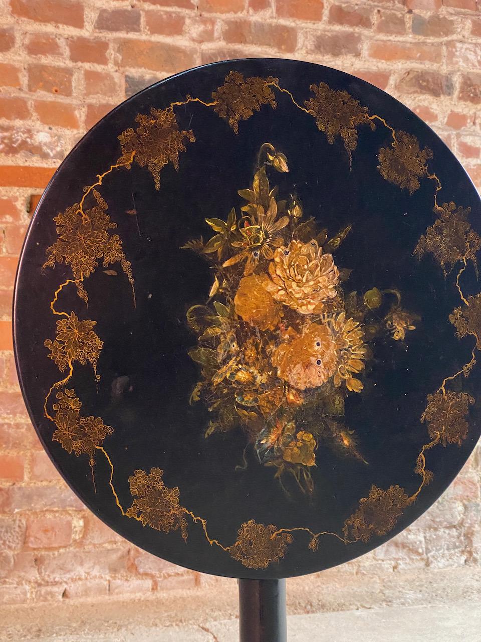 19th Century Victorian Japanned Lacquer and Papier Mâché Tilt-Top Table circa 18 In Good Condition For Sale In Longdon, Tewkesbury