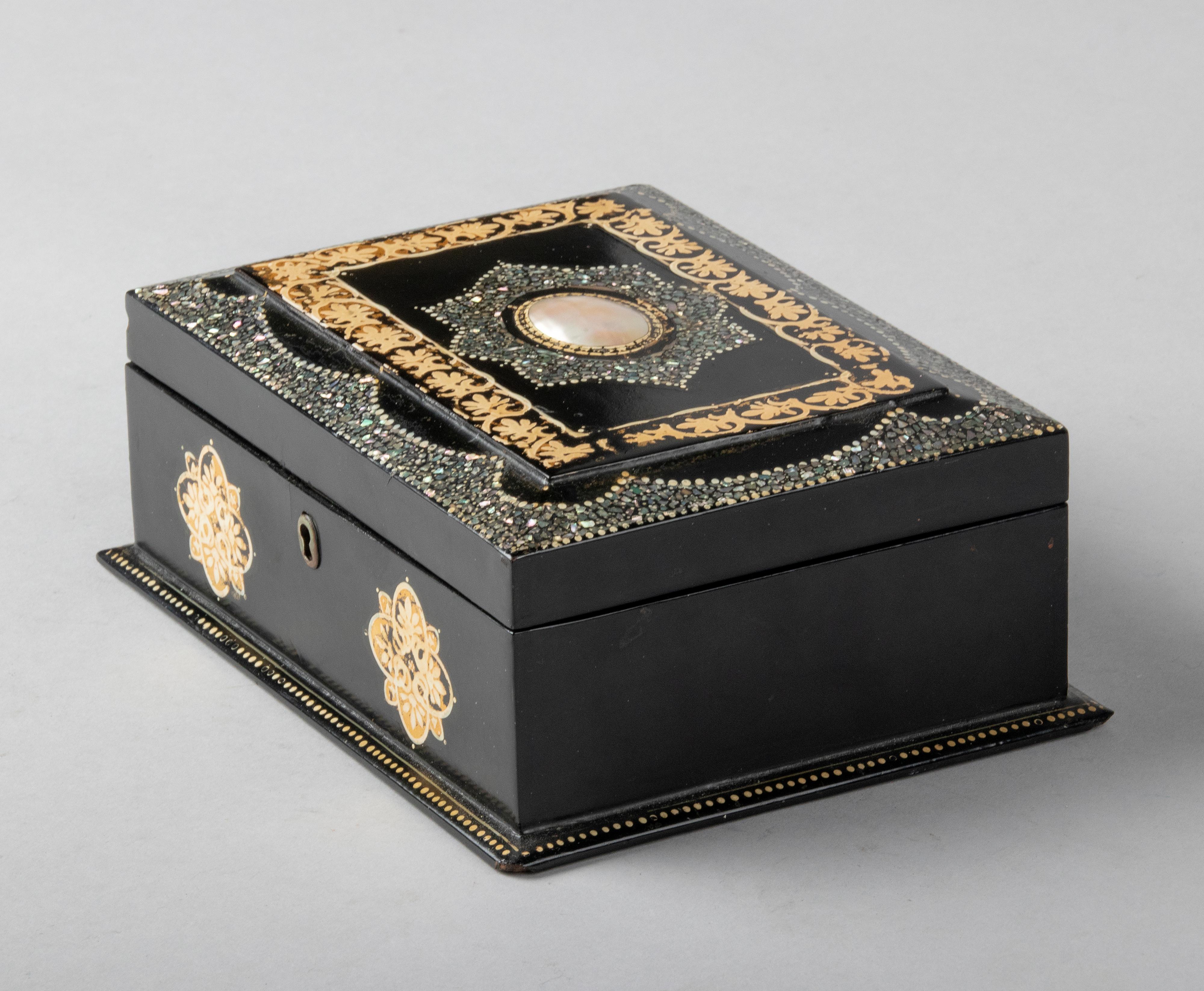 antique victorian jewelry box
