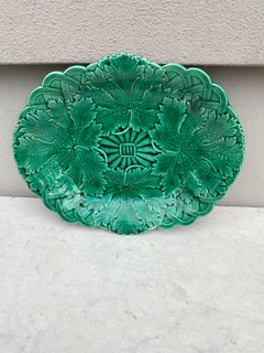 19th Century Victorian Leaves Green Platter Wedgwood