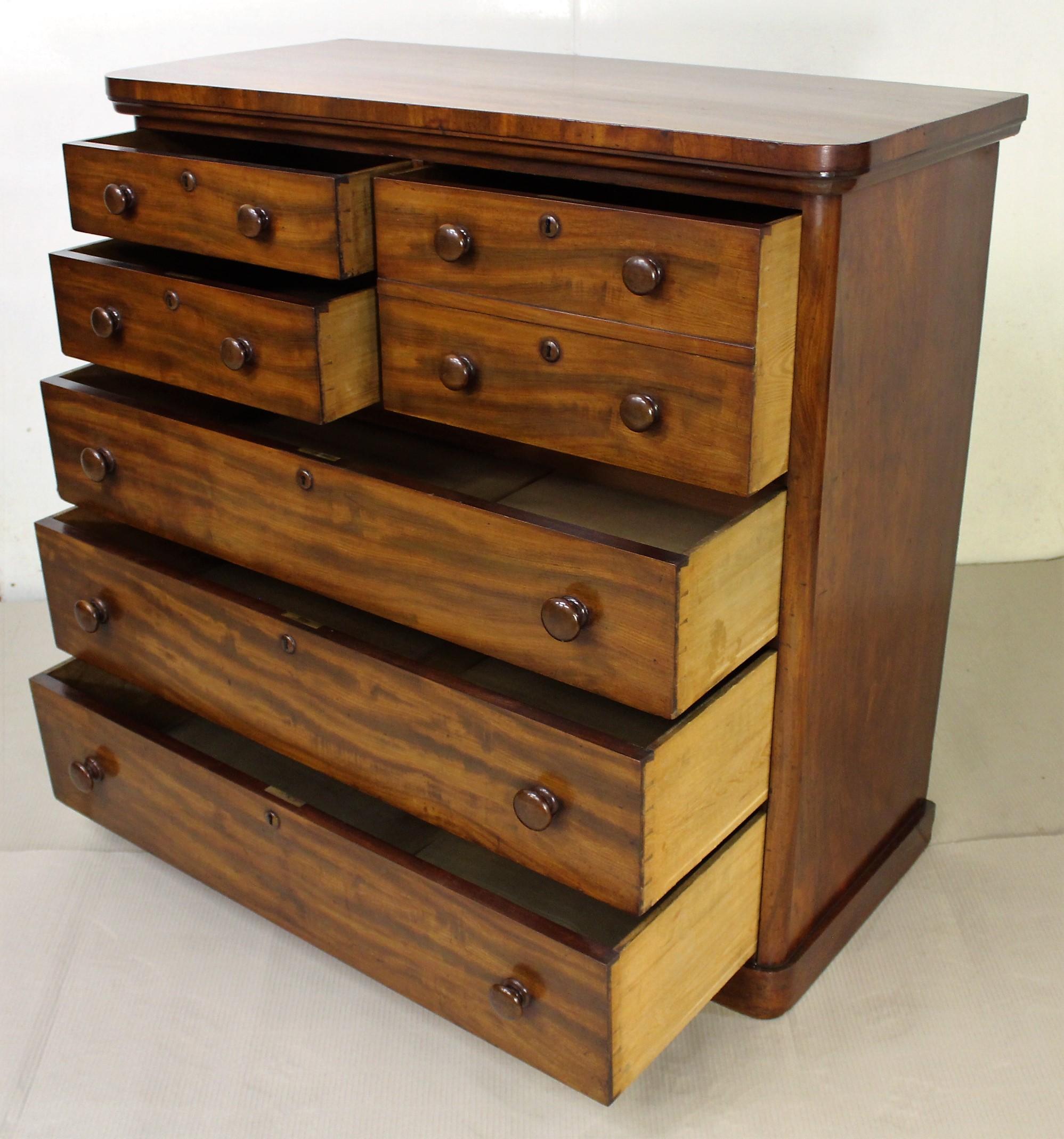 19th Century Victorian Mahogany Chest of Drawers 4