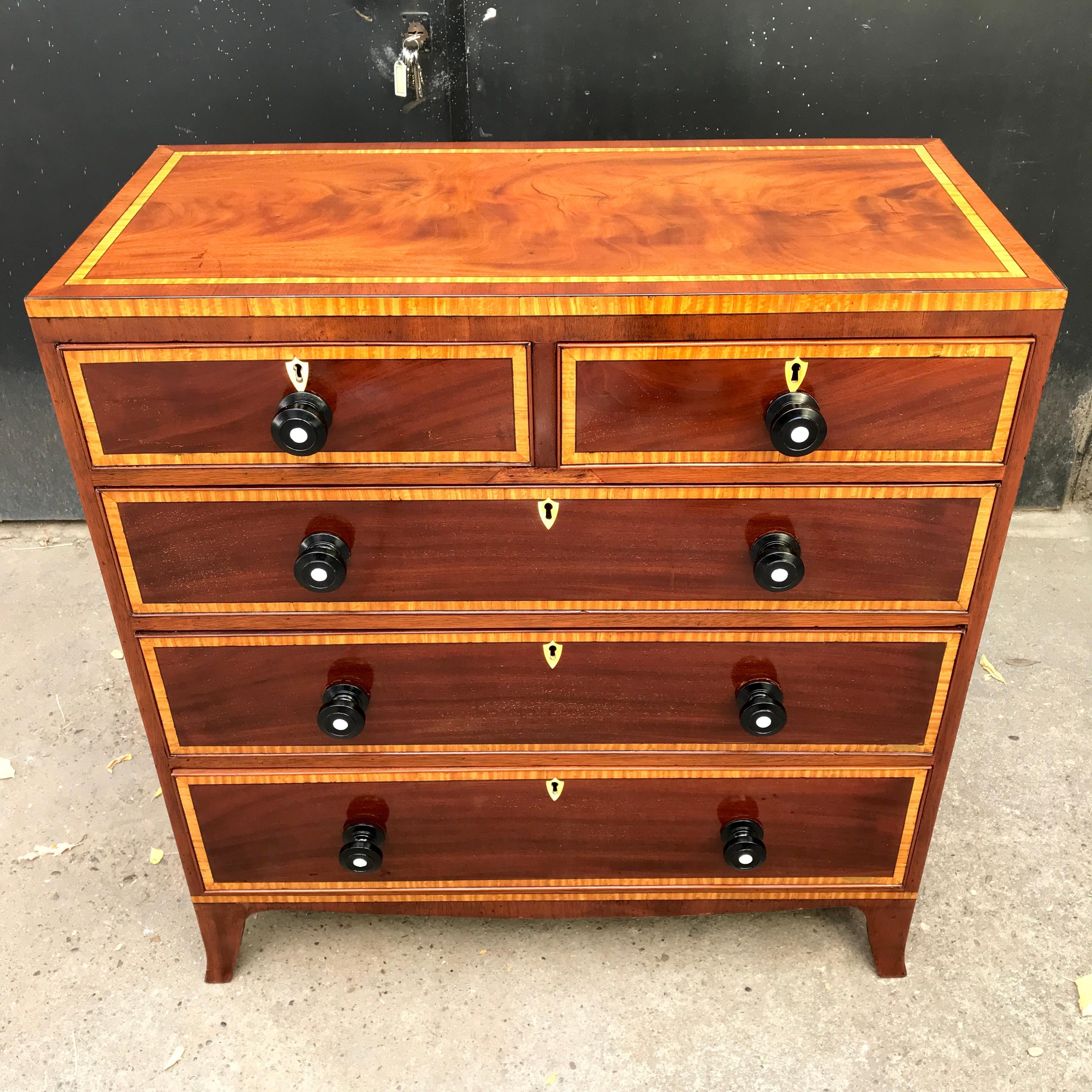 British 19th Century Victorian Mahogany Chest of Drawers with Bone Inlays