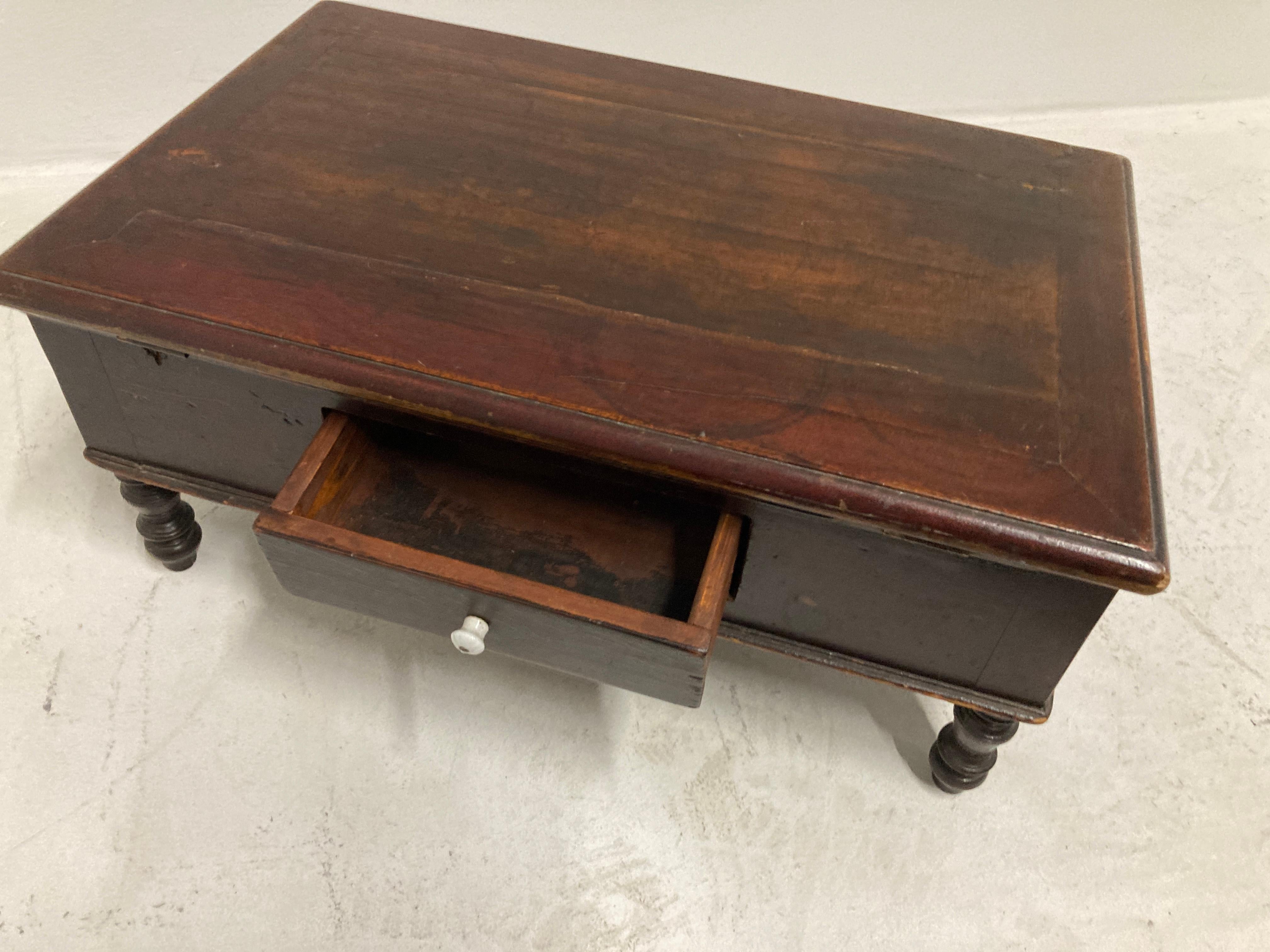 19th Century Victorian Wood Dressing Table Mirror with Jewelry Chest For Sale 8