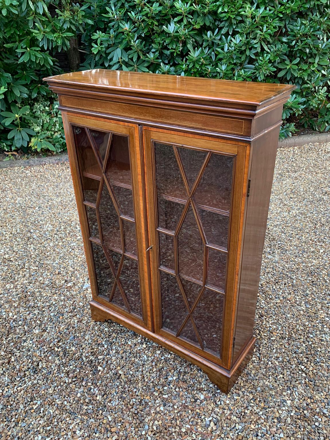 English 19th Century Victorian Mahogany Glazed Bookcase
