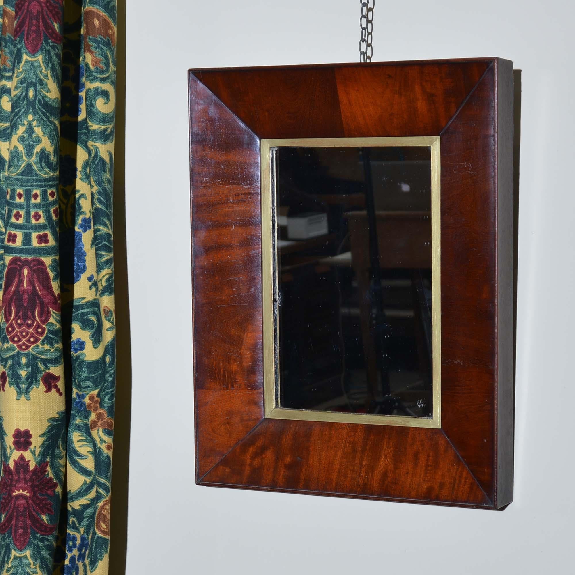 English 19th century Victorian mahogany hanging mirror For Sale