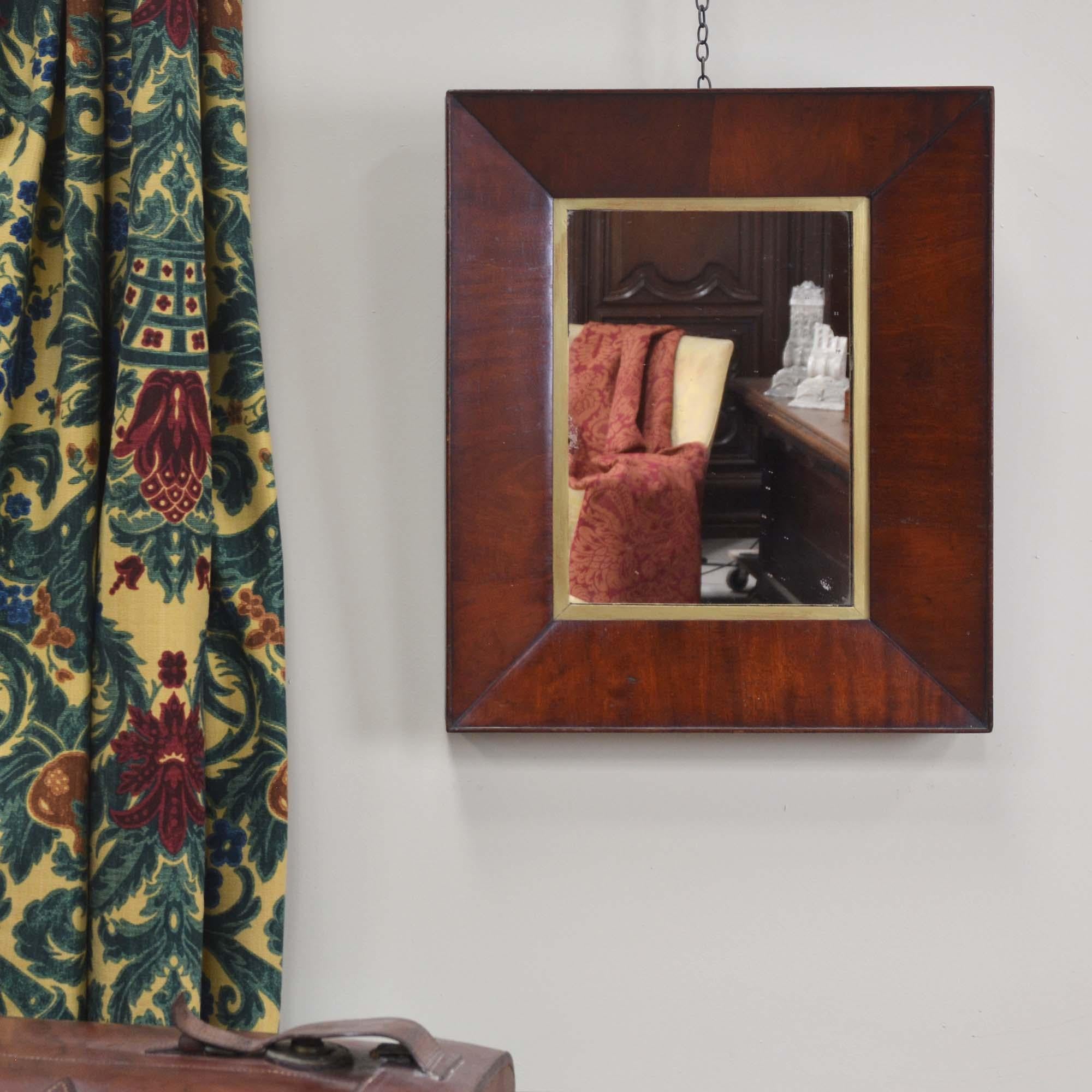 19th century Victorian mahogany hanging mirror For Sale 1