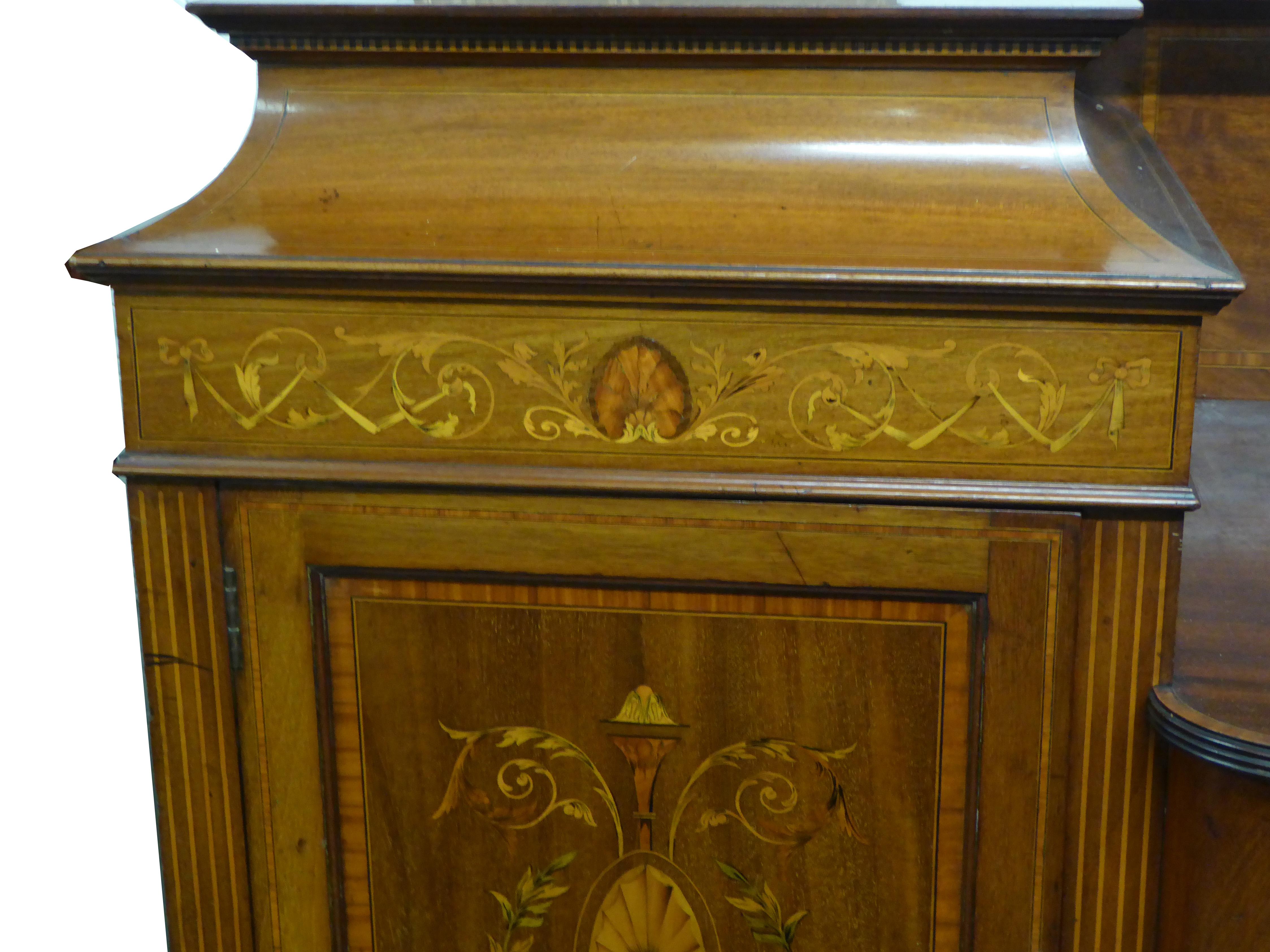 19th Century Victorian Mahogany Inlaid Sideboard In Good Condition For Sale In Chelmsford, Essex