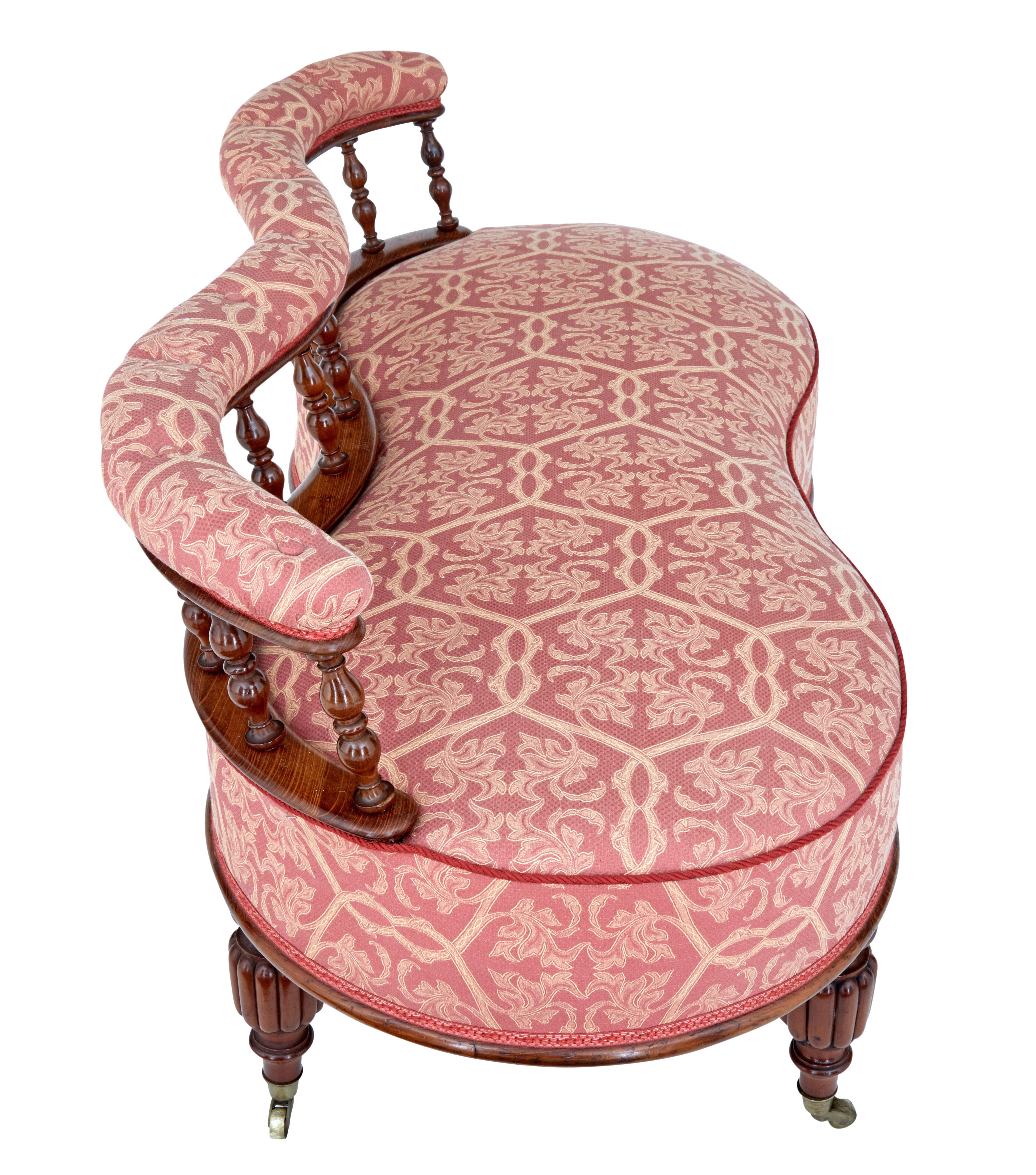 Woodwork 19th Century Victorian Mahogany Love Seat