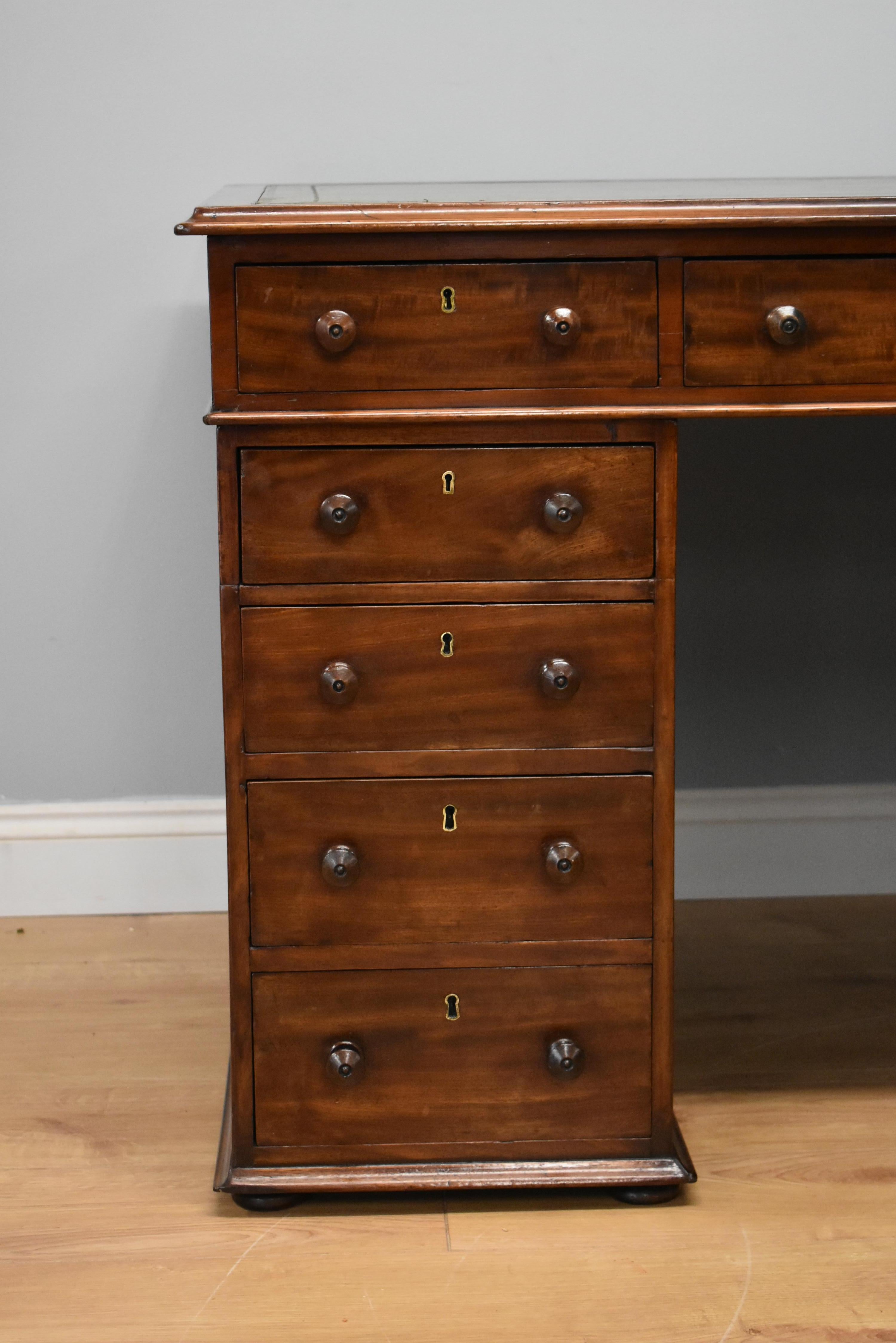 English 19th Century Victorian Mahogany Partners Desk