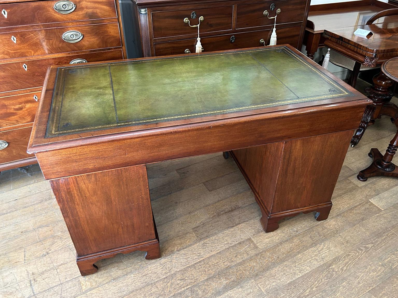 19th Century Victorian Mahogany Pedestal Desk 5