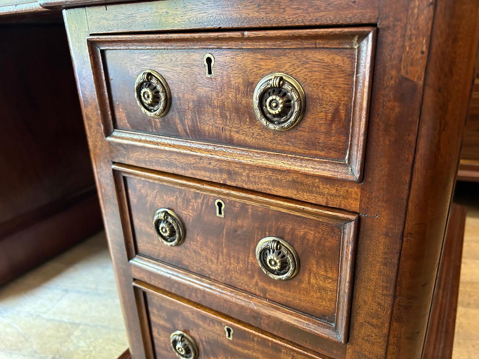 19th Century Victorian Mahogany Pedestal Desk 5