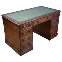 19th Century Victorian Mahogany Pedestal Desk