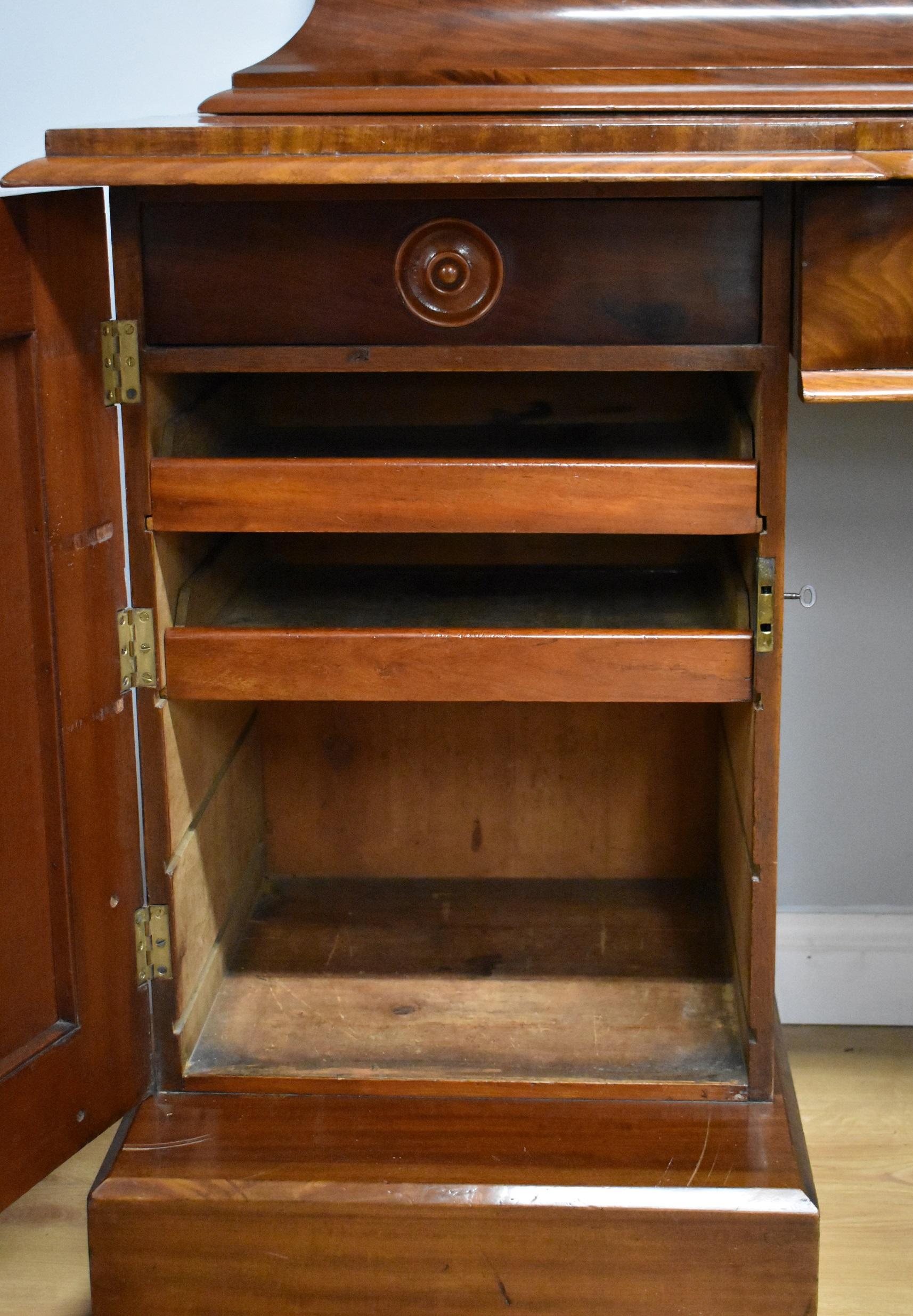 19th Century Victorian Mahogany Pedestal Sideboard 6