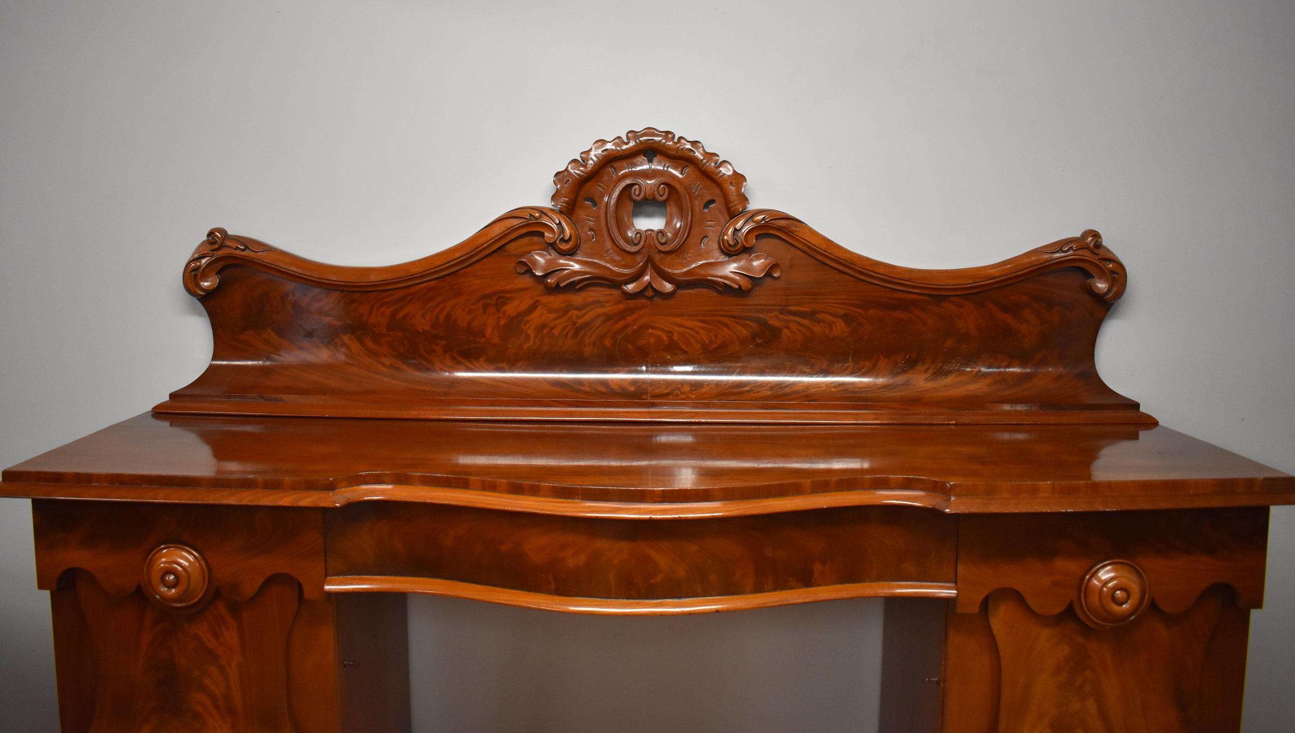 19th Century Victorian Mahogany Pedestal Sideboard 2