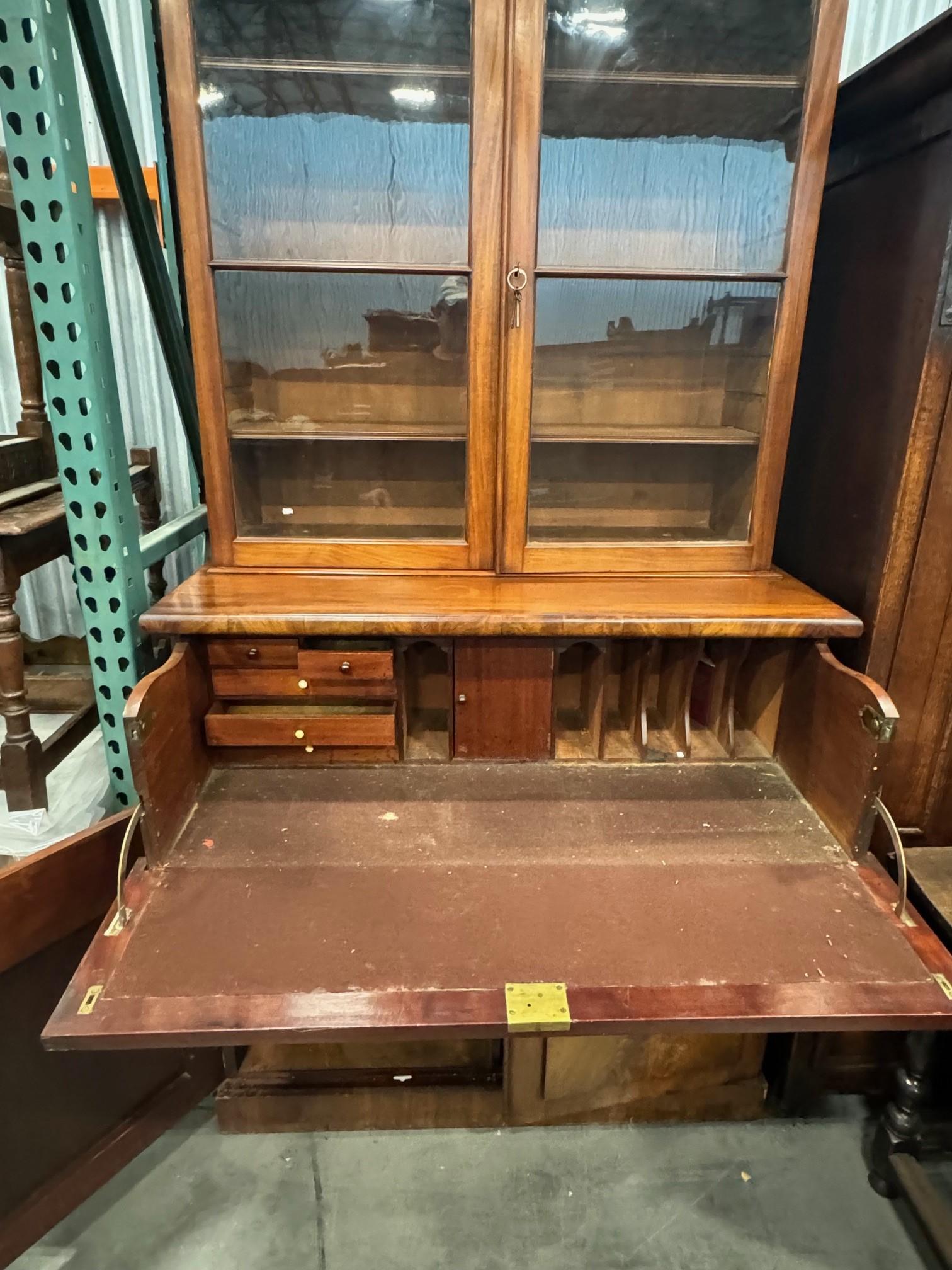Inglese Libreria secretaire vittoriana in mogano del XIX secolo in vendita