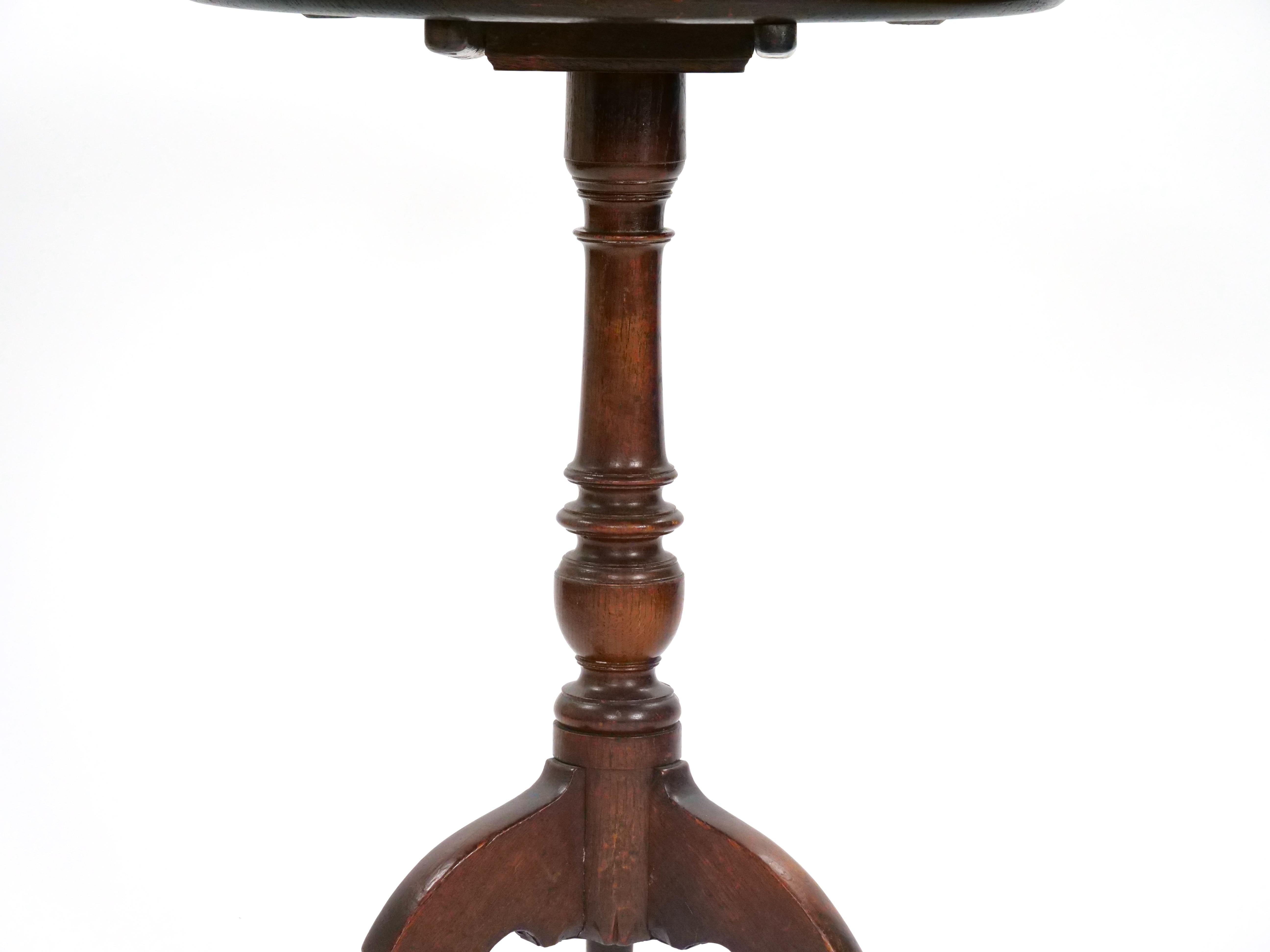 Stained 19th Century Victorian Mahogany Tripod Pedestal Candle Stand For Sale