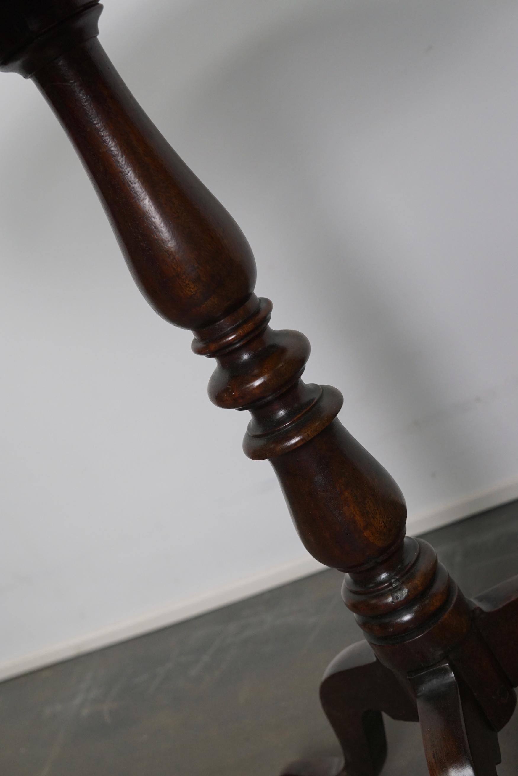 19th Century Victorian Mahogany Wine Table For Sale 6